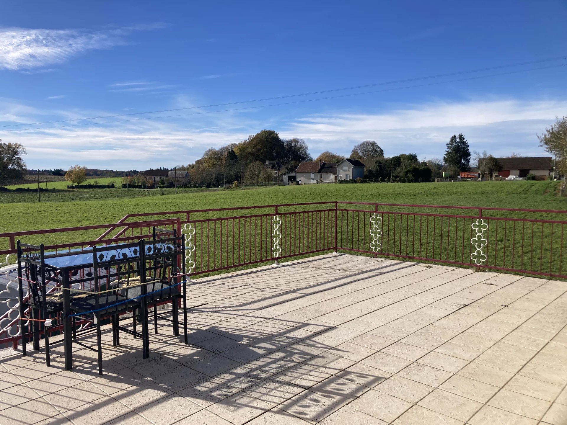 House in La Meyze - Image 5