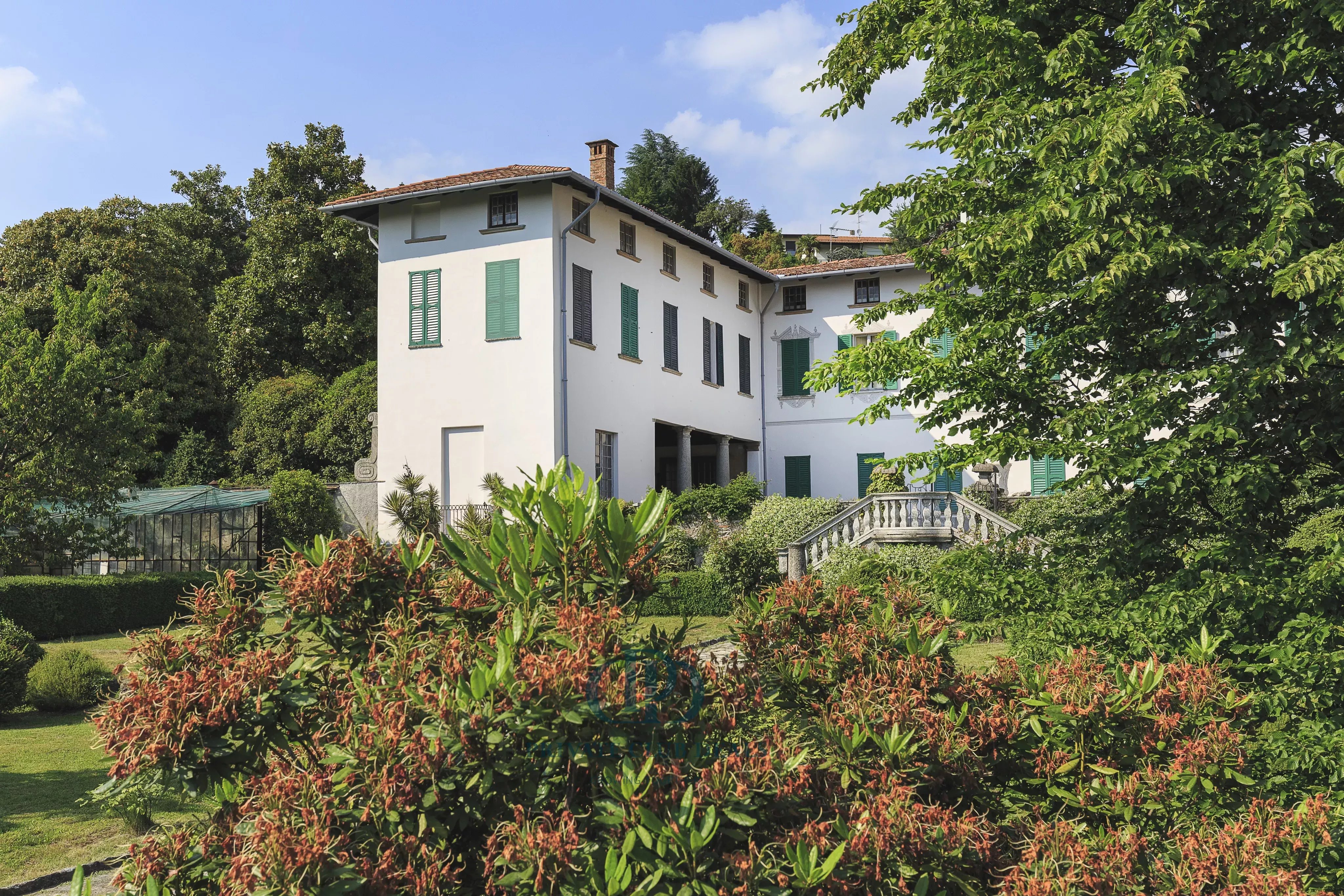 Villa Como - picture 9