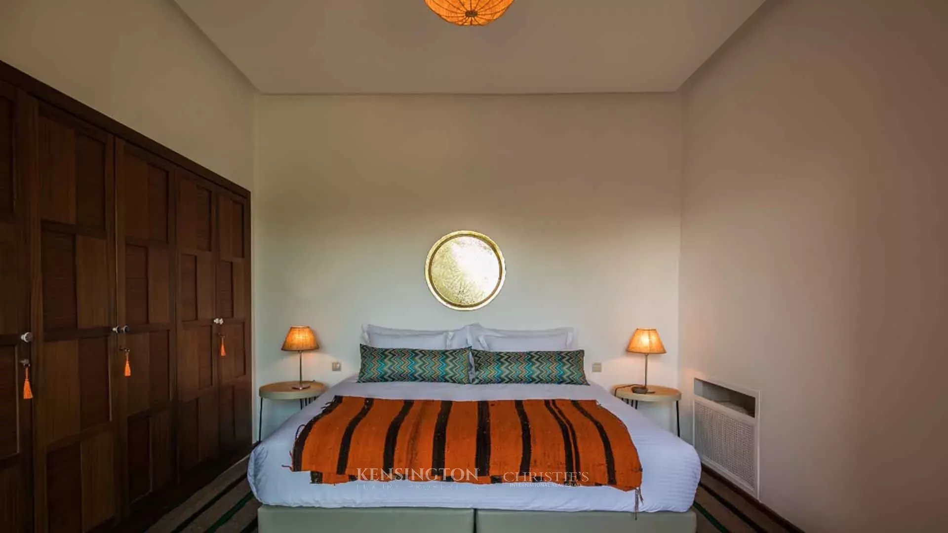 6 Bedroom Villa/Townhouse's Image 21