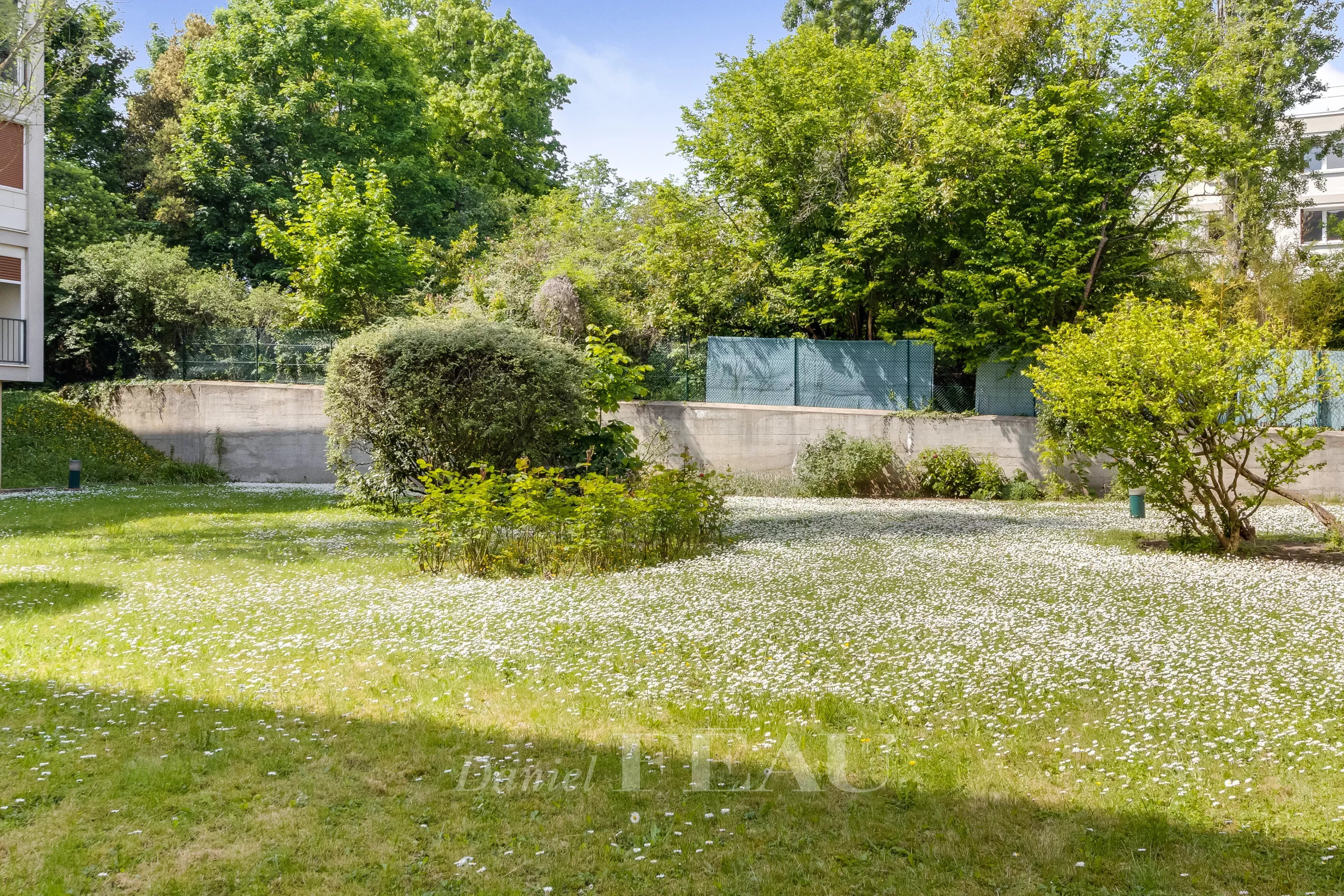 Sale Apartment Saint-Cloud