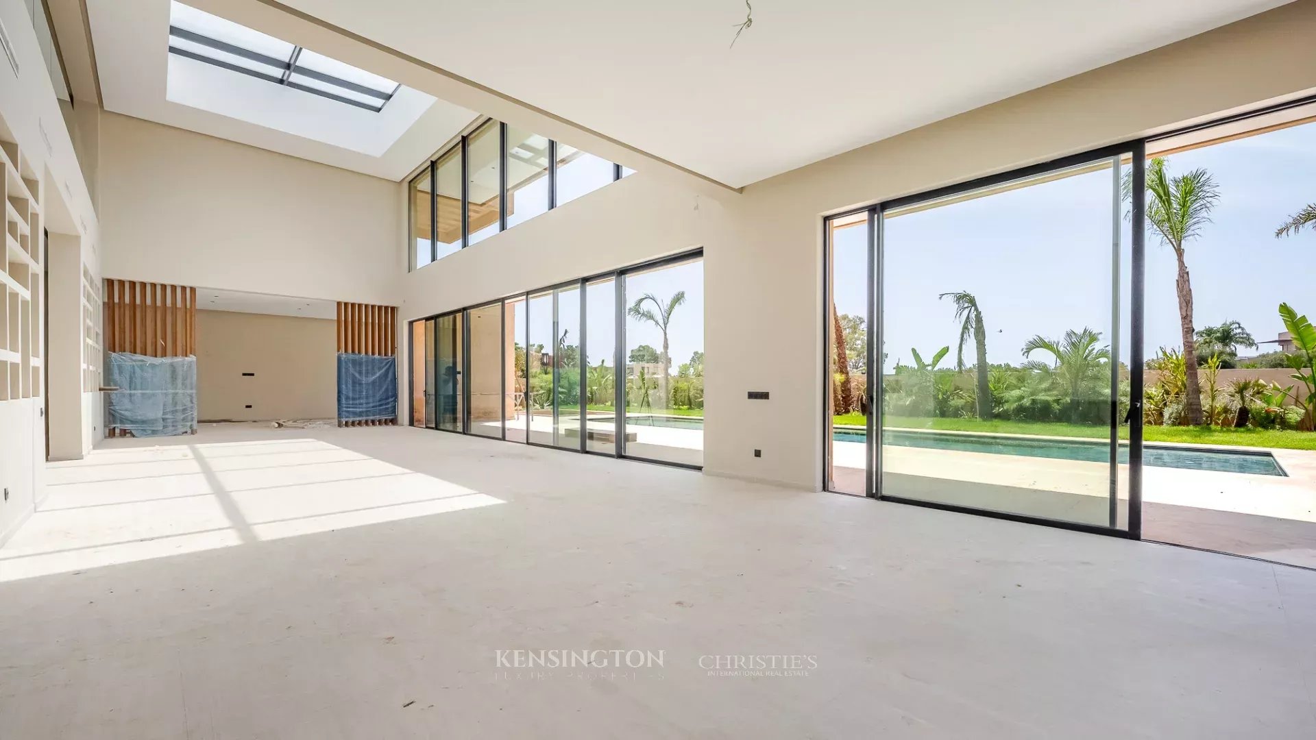 6 Bedroom Villa/Townhouse's Image 3