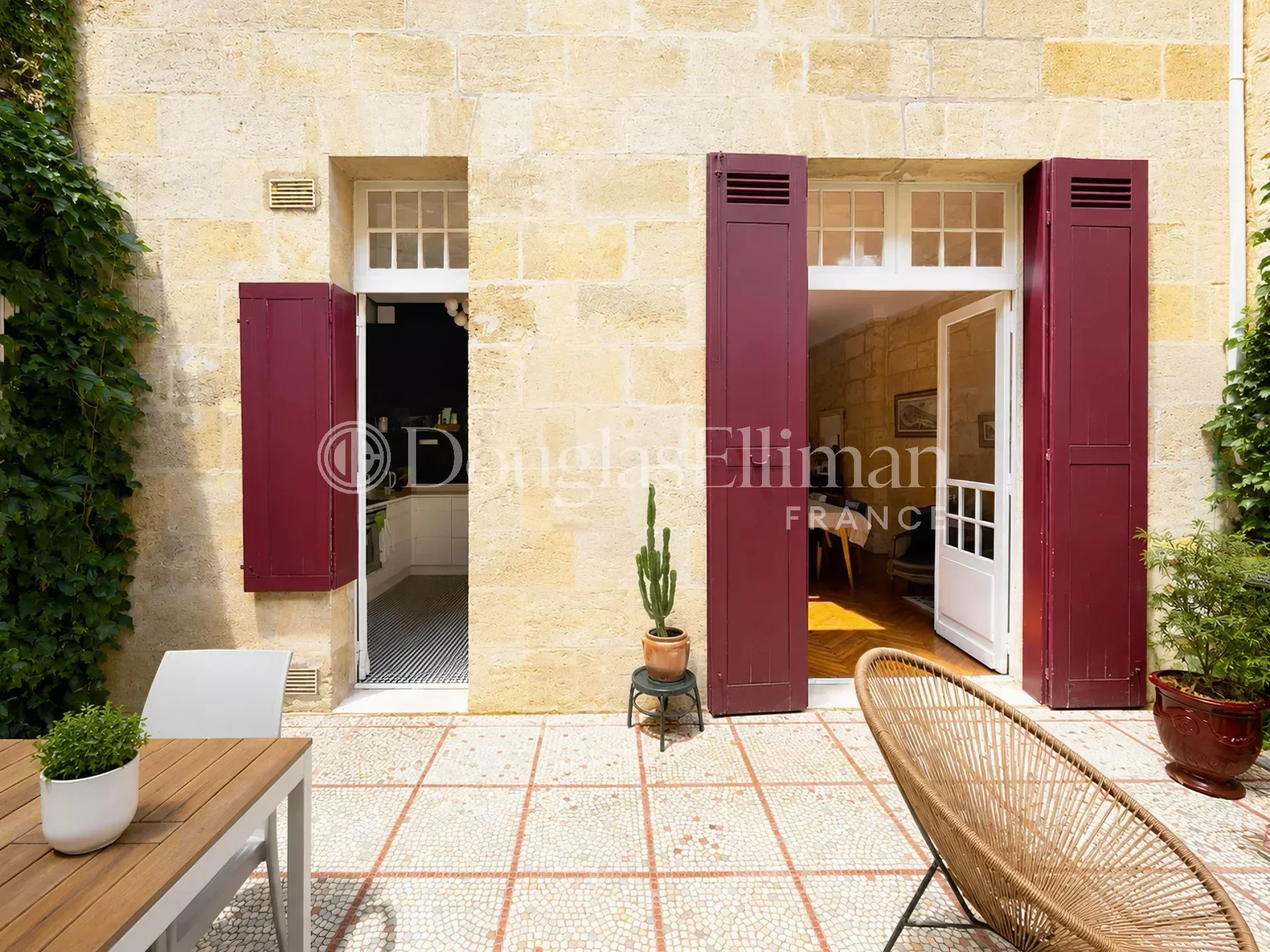 BORDEAUX JARDIN PUBLIC – MAISON EN PIERRE – EXTÉRIEUR - Image nᵒ2
