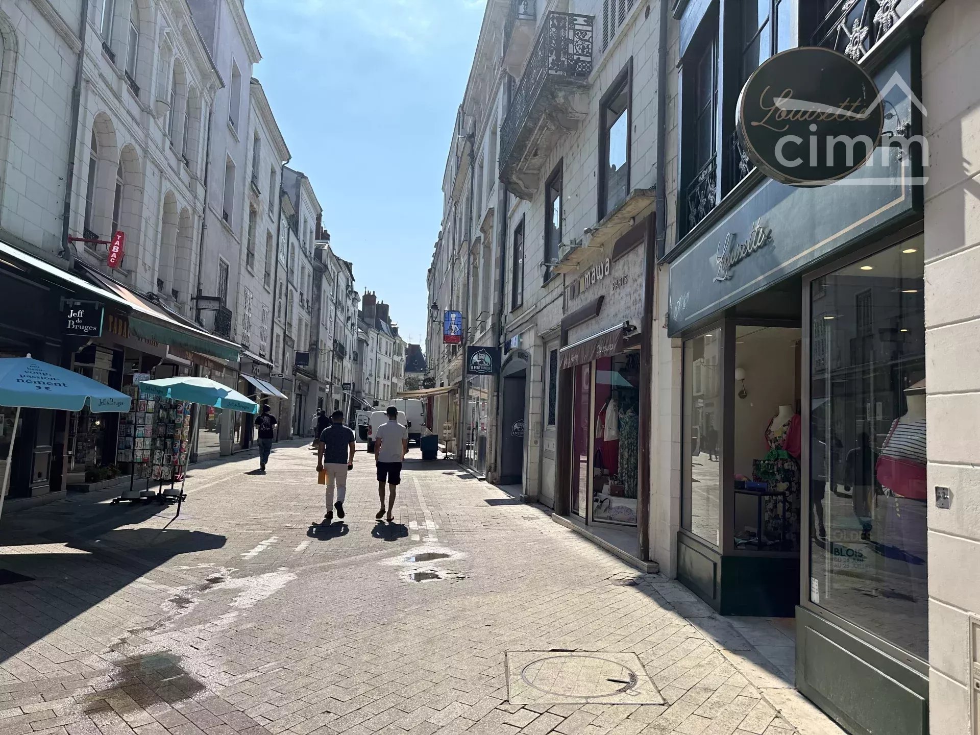 Agence immobilière de 