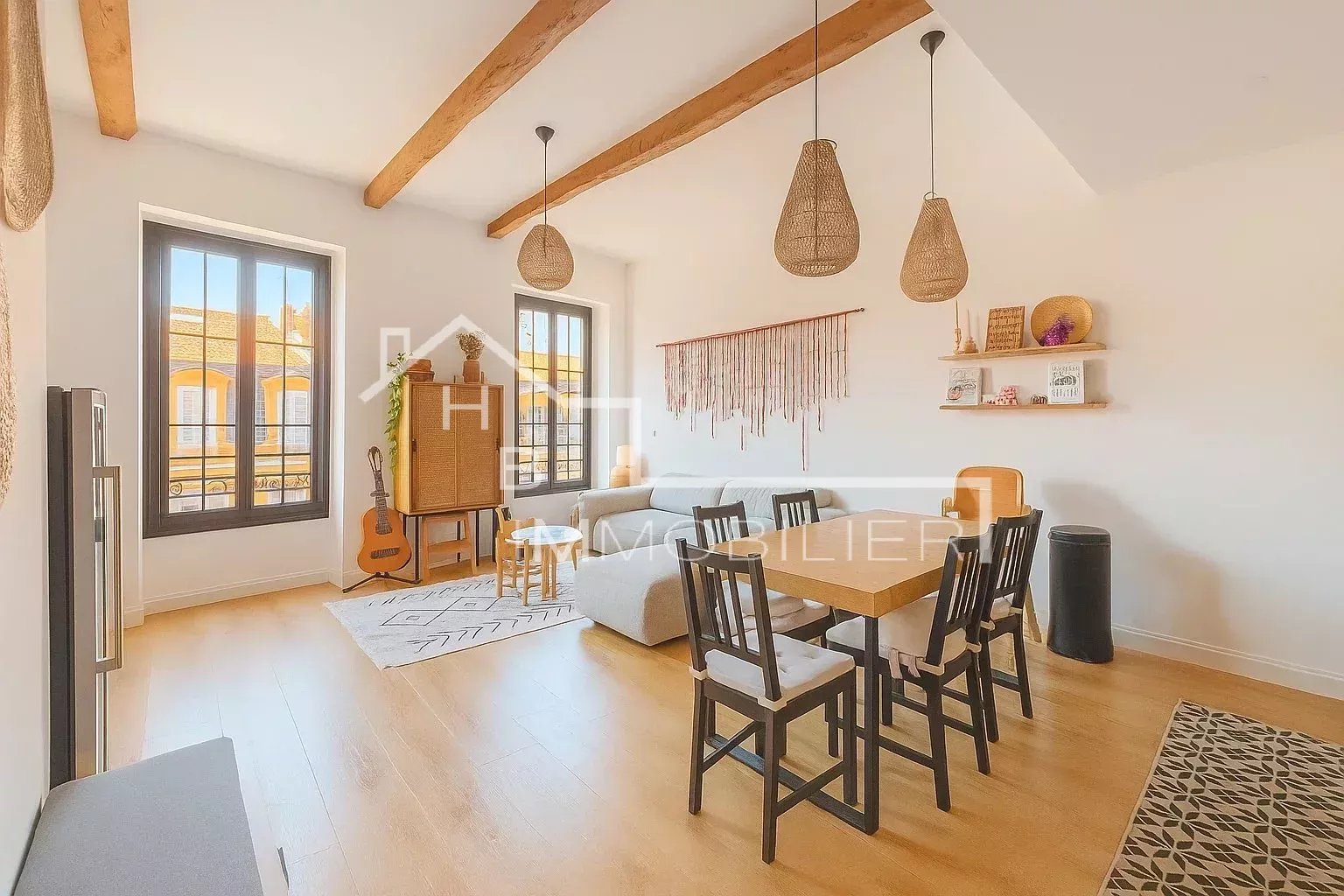 Agence immobilière de 