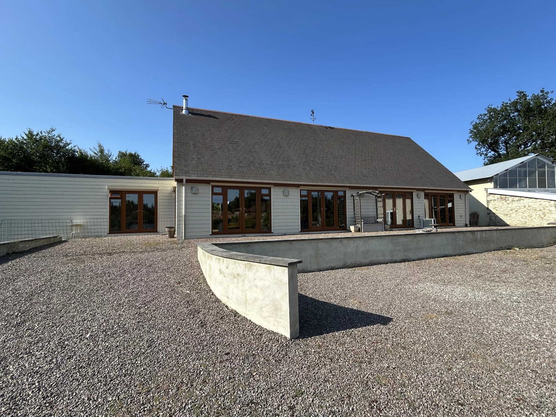 House in Saint-Romain - Image 2