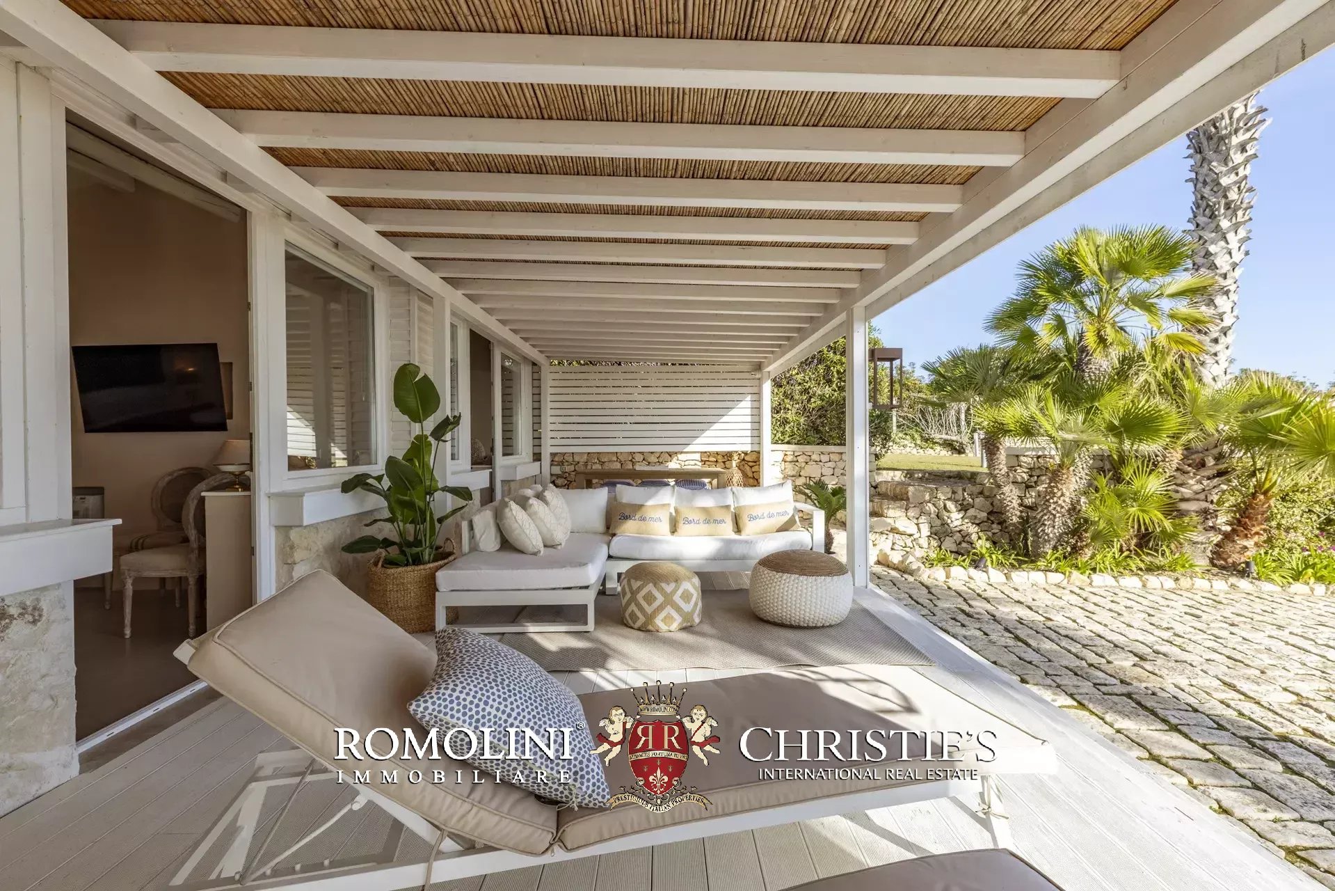 4 Bedroom Villa/Townhouse's Image 5