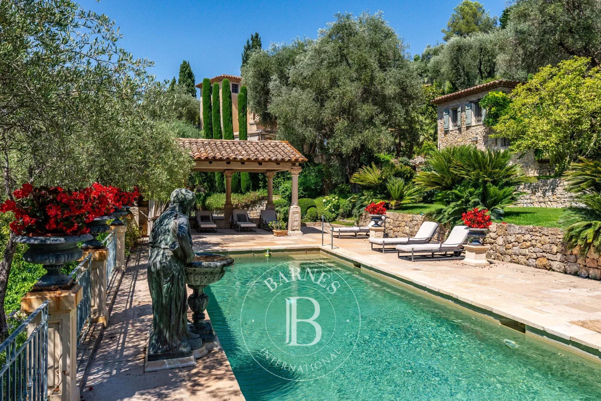 Villa Grasse  -  ref 85036859 (picture 1)