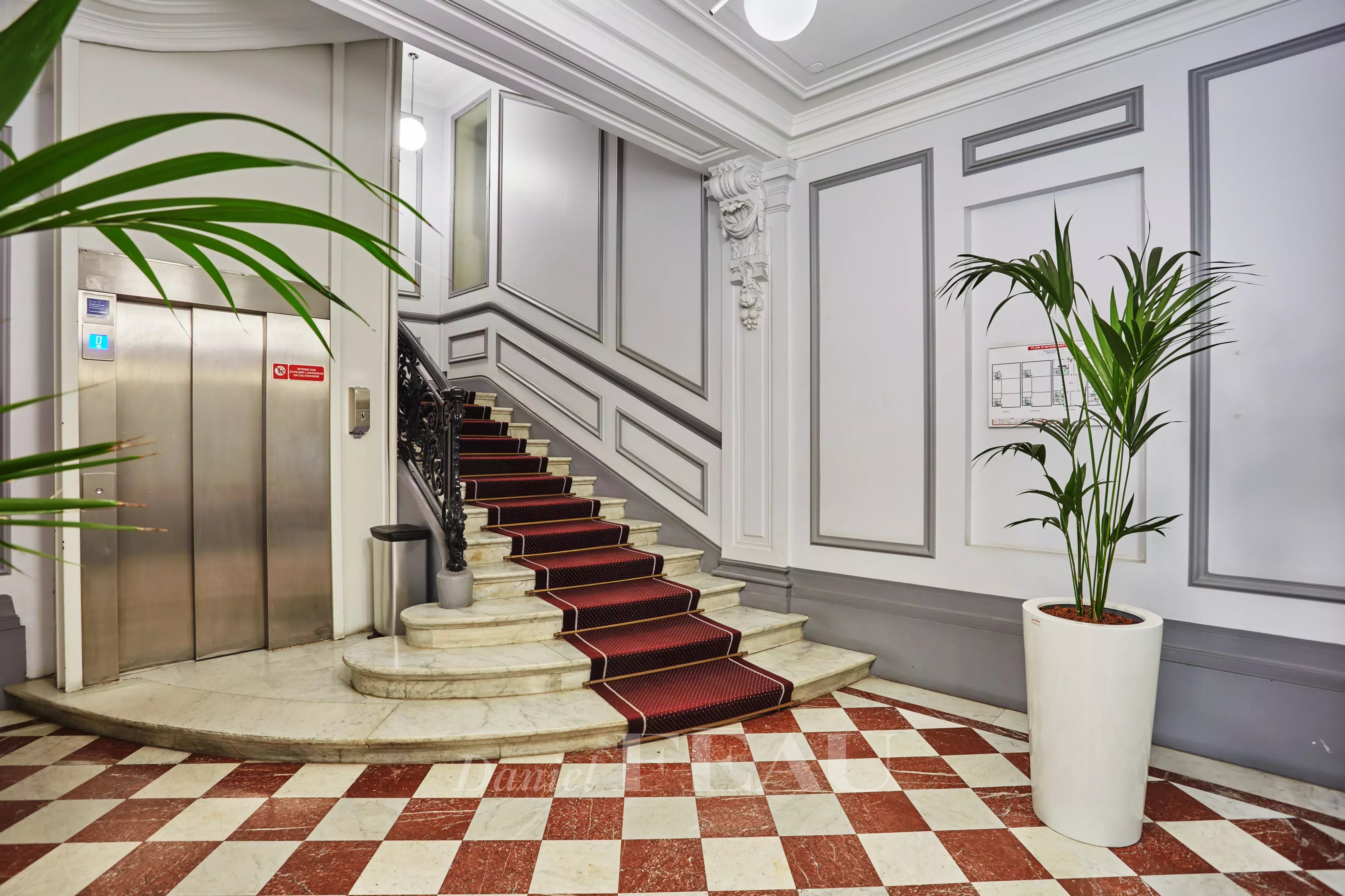 Rental Apartment Paris 8th