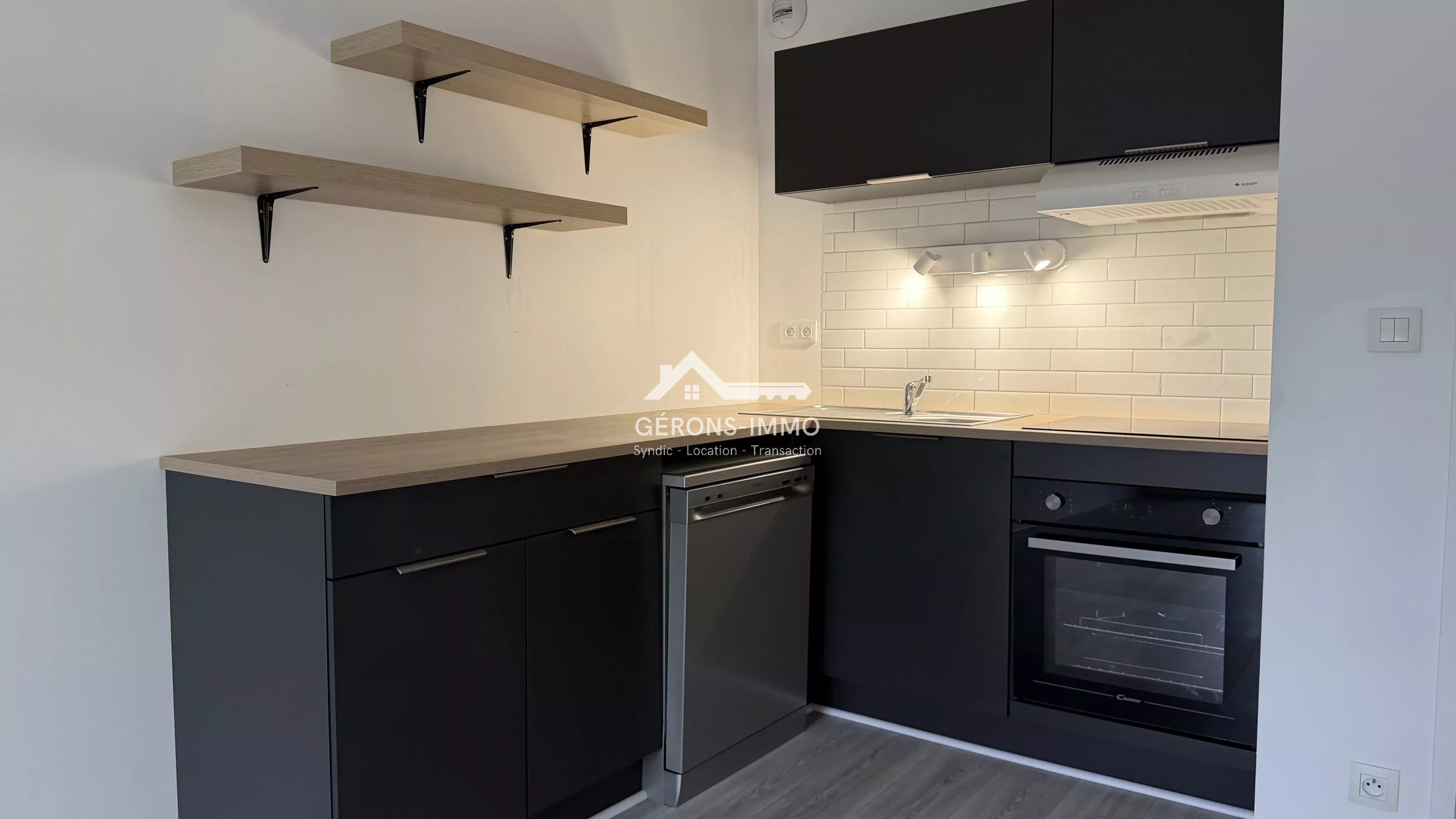 Location: Appartement T2 – Sainte-Luce-sur-Loire - Photo 2