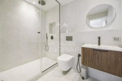 Cannes – Croisette – Magnificent 4-Room Apartment with Sea View — photo 7 of 7