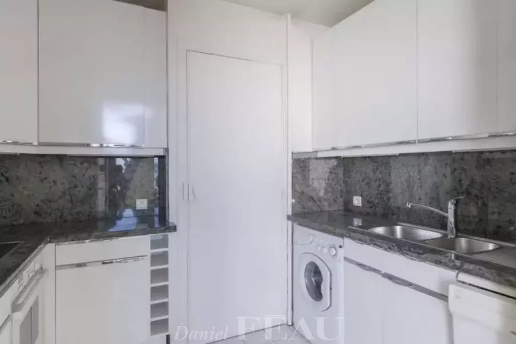 Rental Apartment Paris 16th