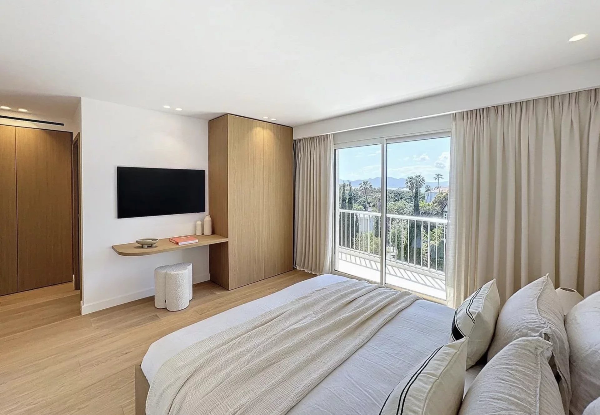 CANNES - Californie - Appartement 155 m² - 3 chambres - Terrasse - vue mer