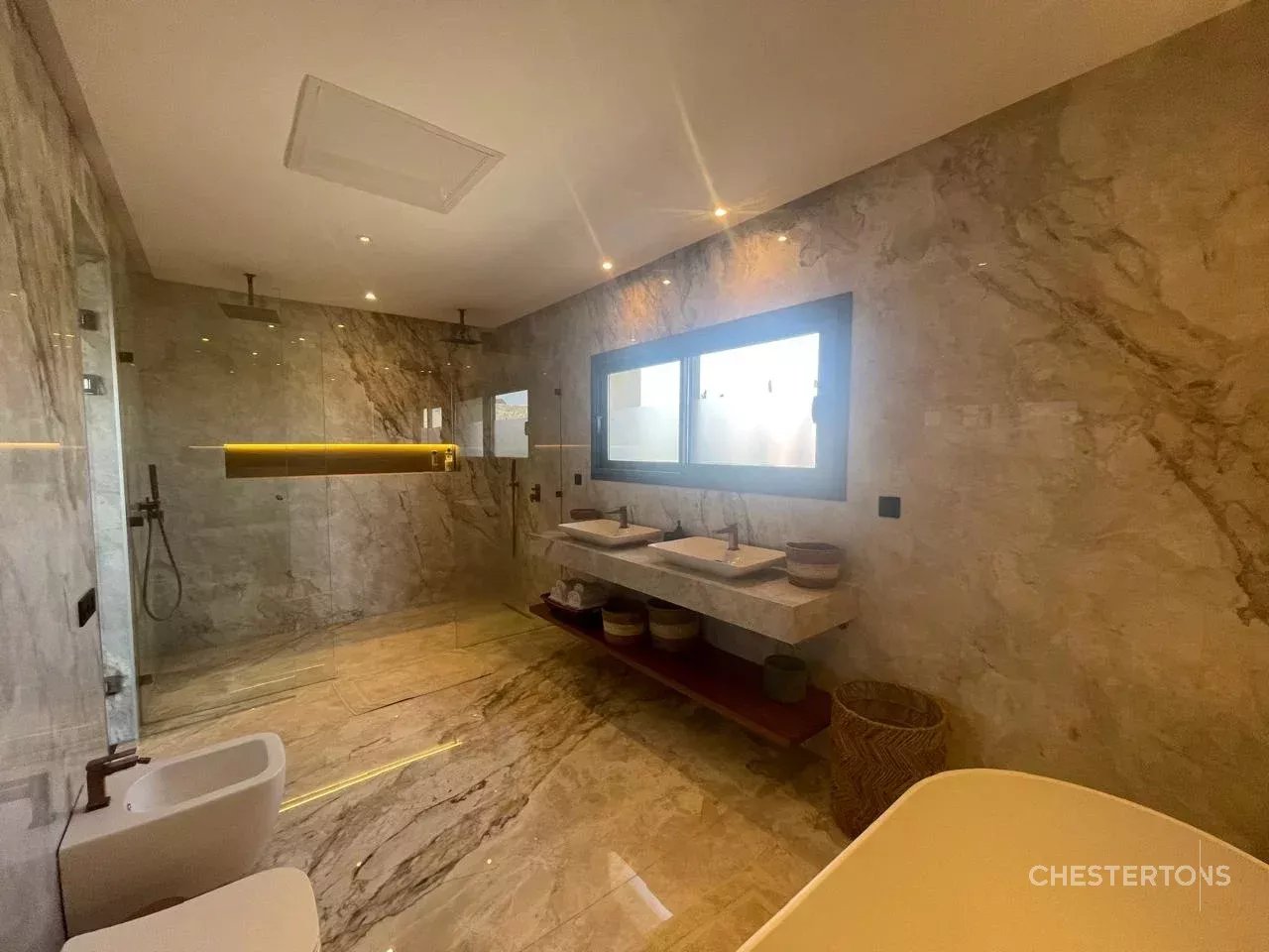  Image of Villa - 5 Bedrooms - 5 Bathrooms for Sale in Marrakech-Ménara-Marrakech-Morocco, Image 38