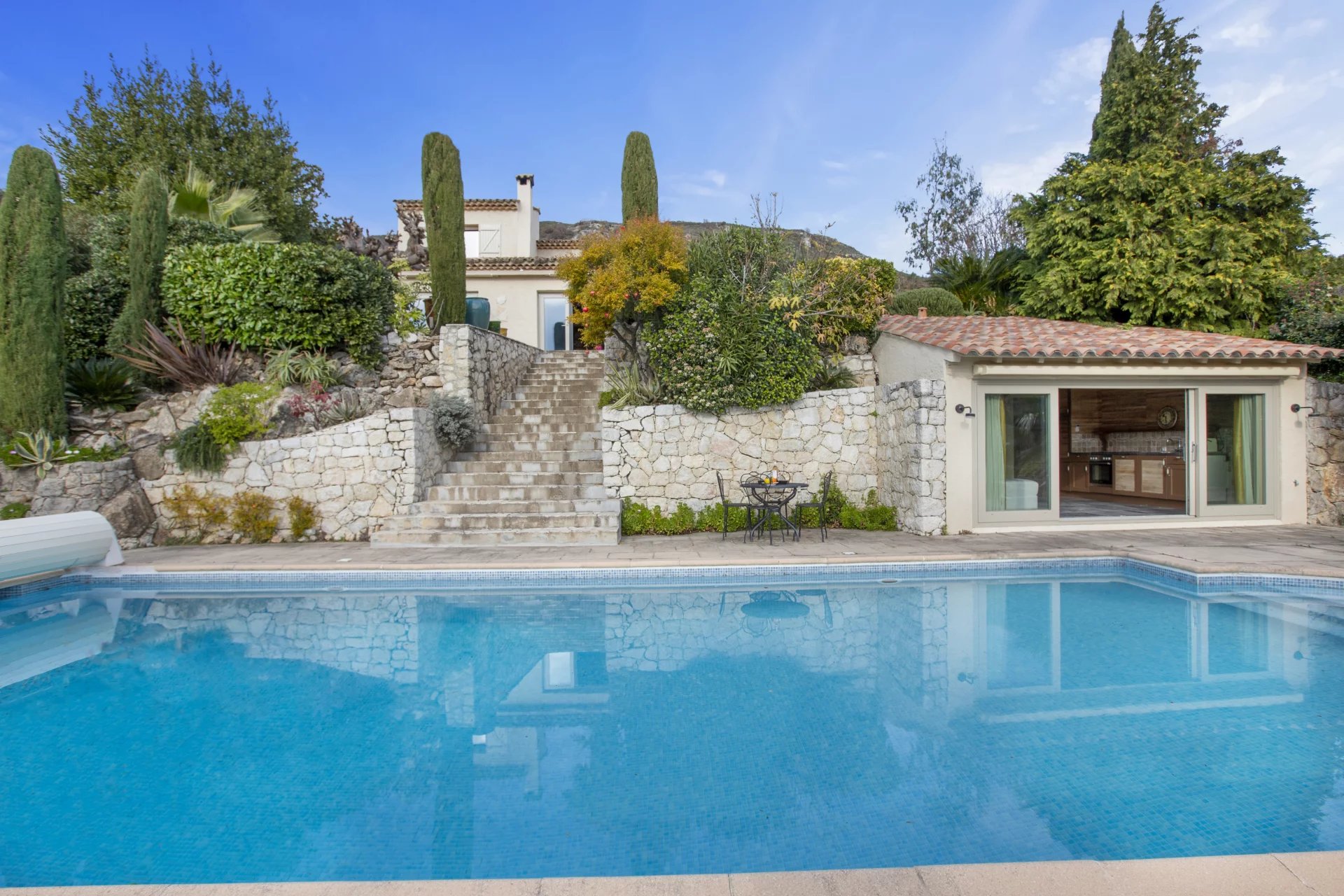 Provençal Villa with Panoramic Sea and Mountain Views