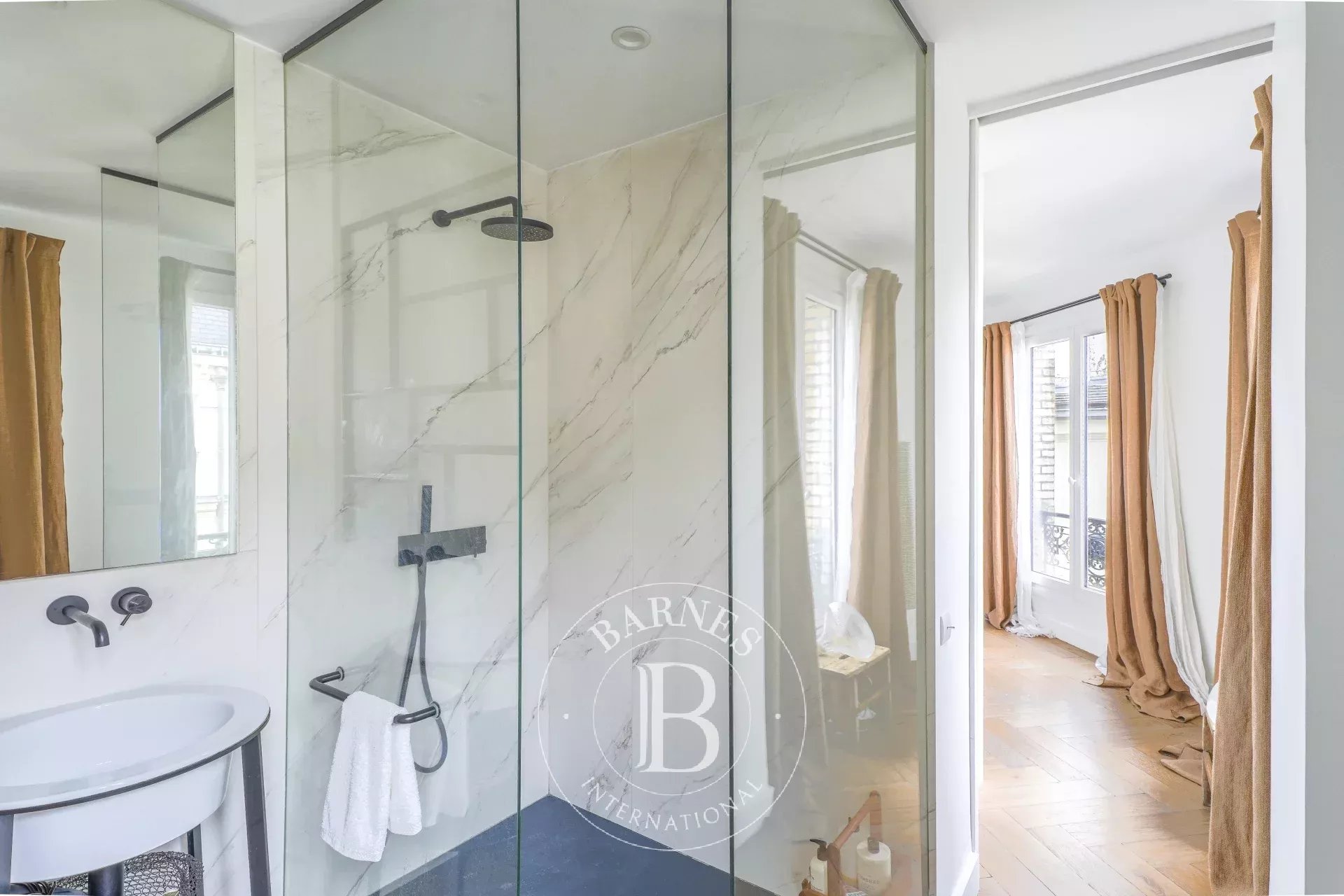 Daire Paris 3ème - picture 32