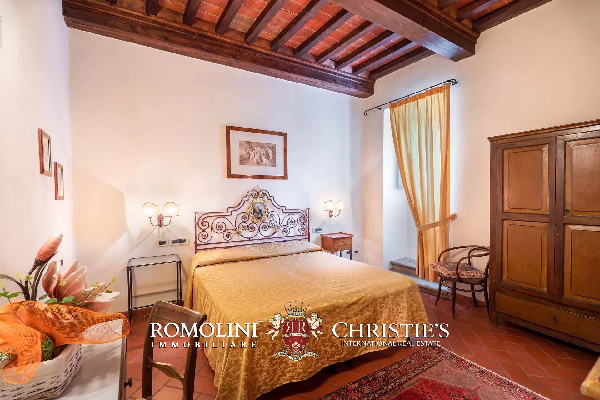 16 Bedroom Villa/Townhouse's Image 37