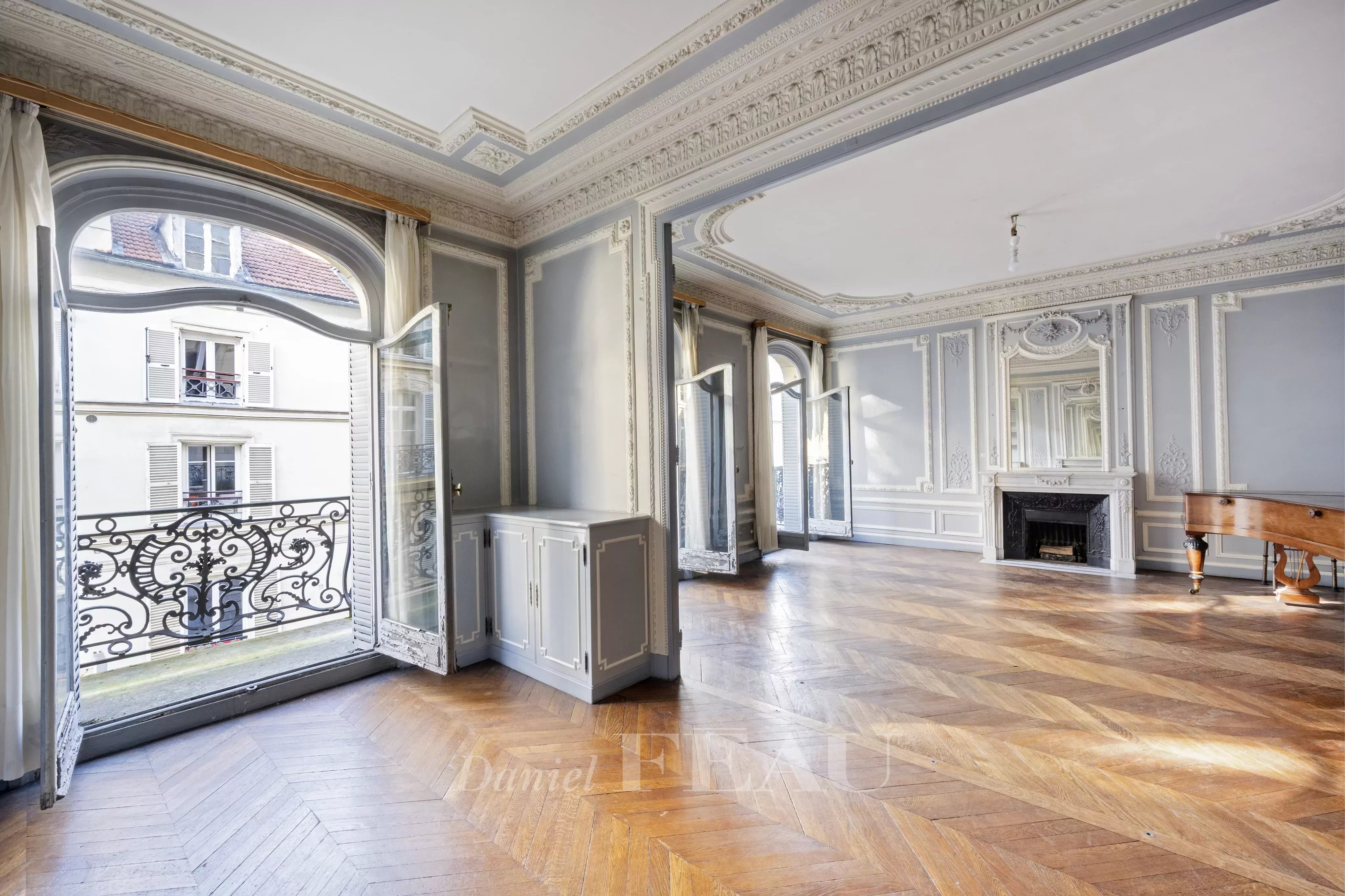 Living Room with balcony