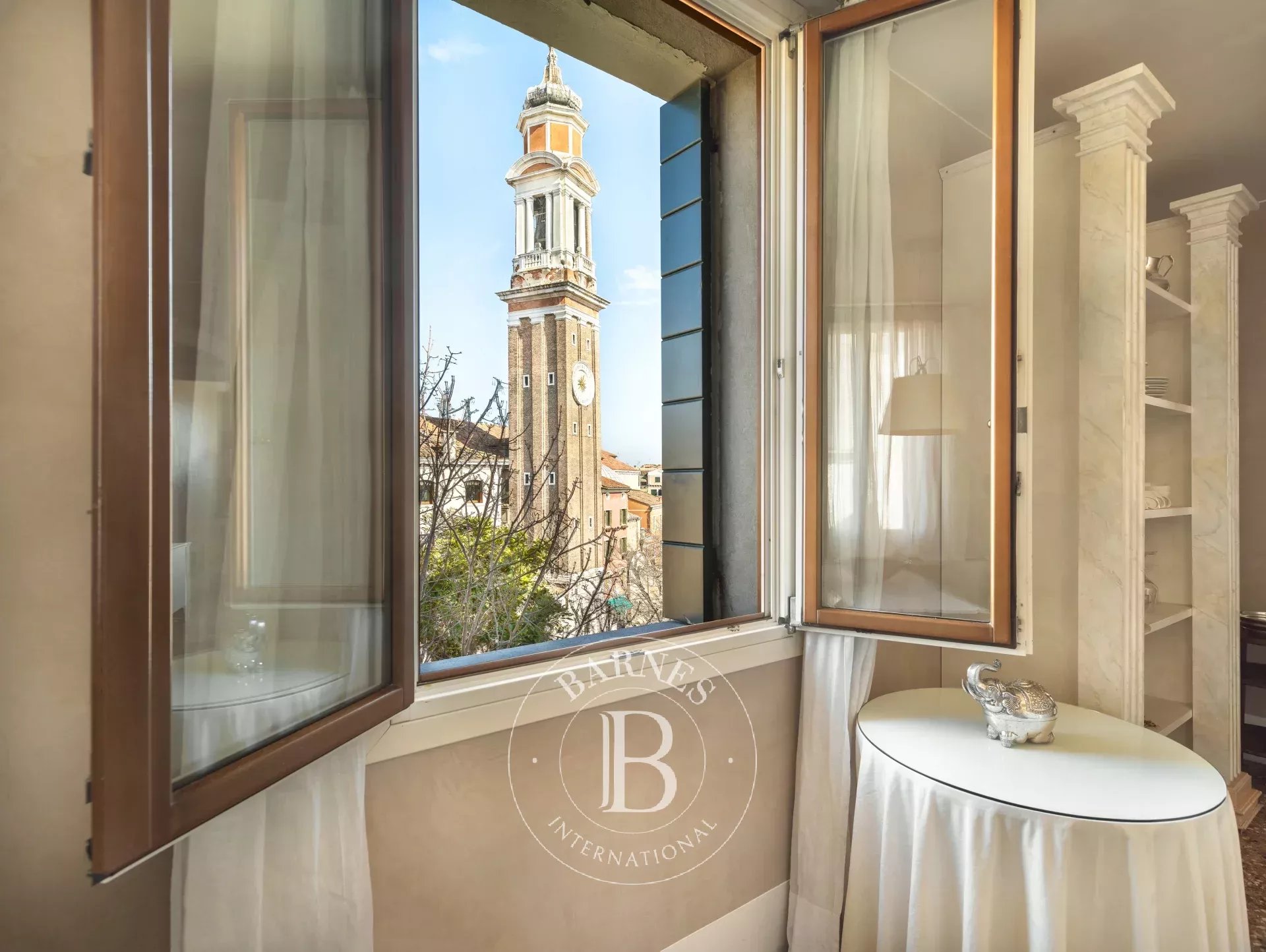 Venezia Cannaregio:  elegante appartamento con vista panoramica