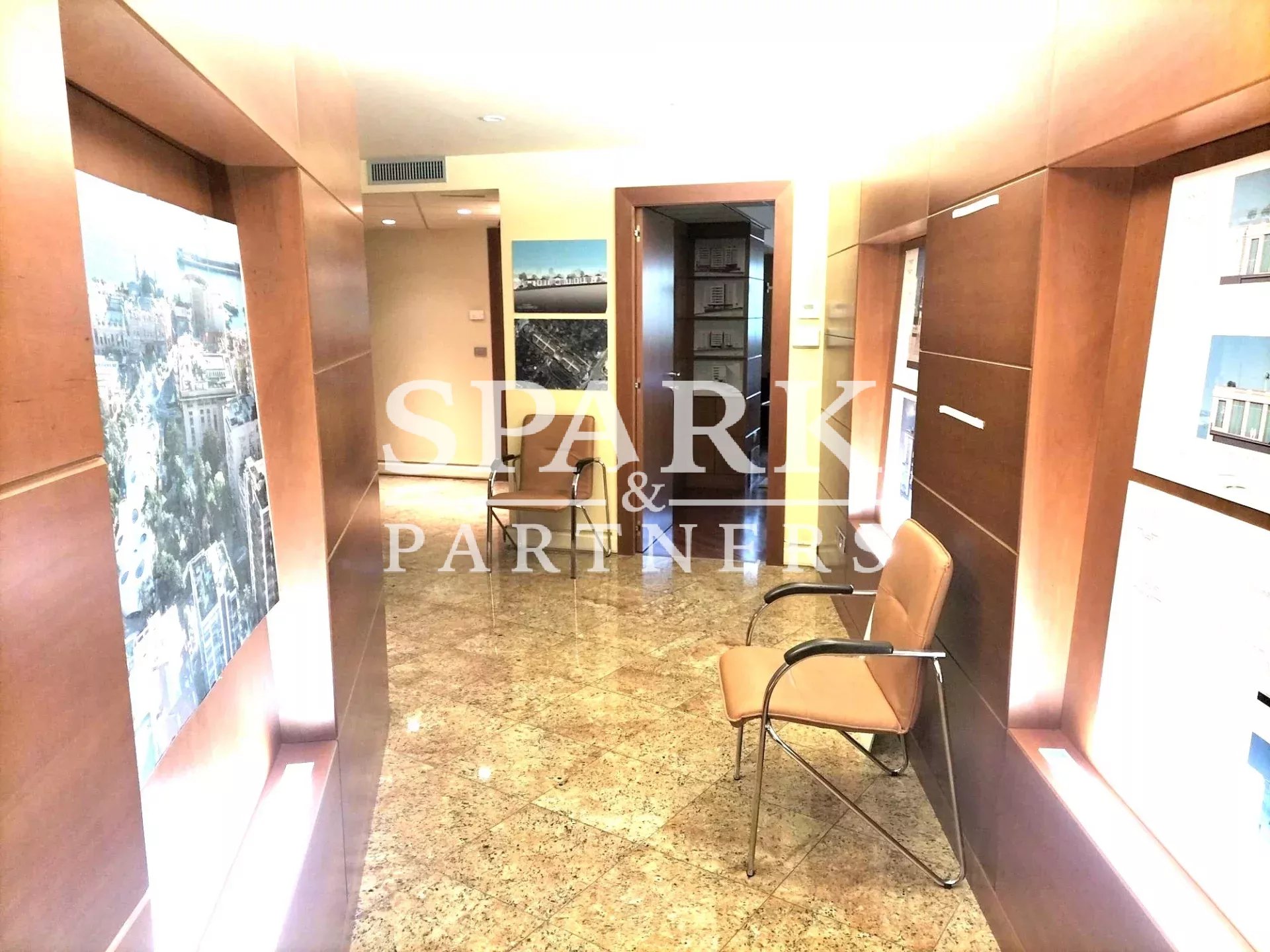 Monaco - Saint Roman - Bureaux aménagés