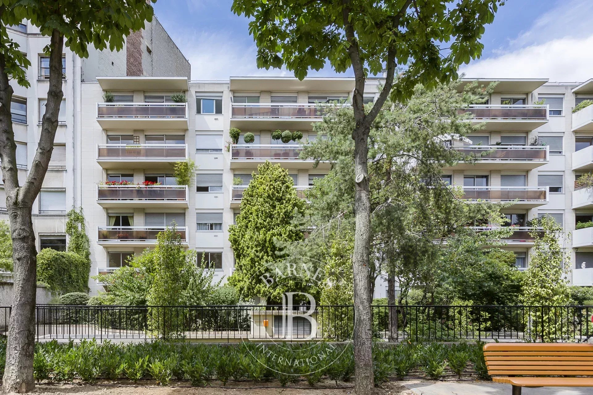 Neuilly - Inkermann - Garden Level - 3 Bedroom Dual-Aspect Apartment - picture 29