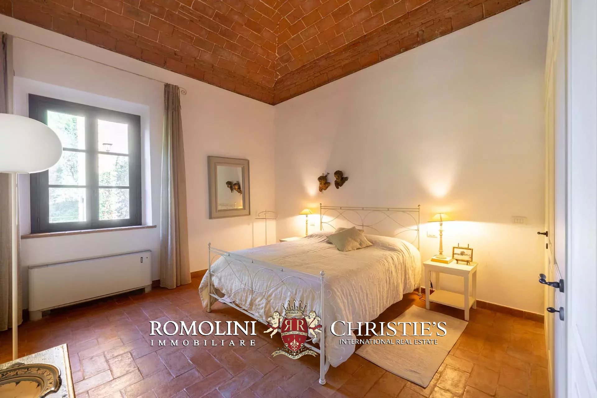 37 Bedroom Villa/Townhouse's Image 45