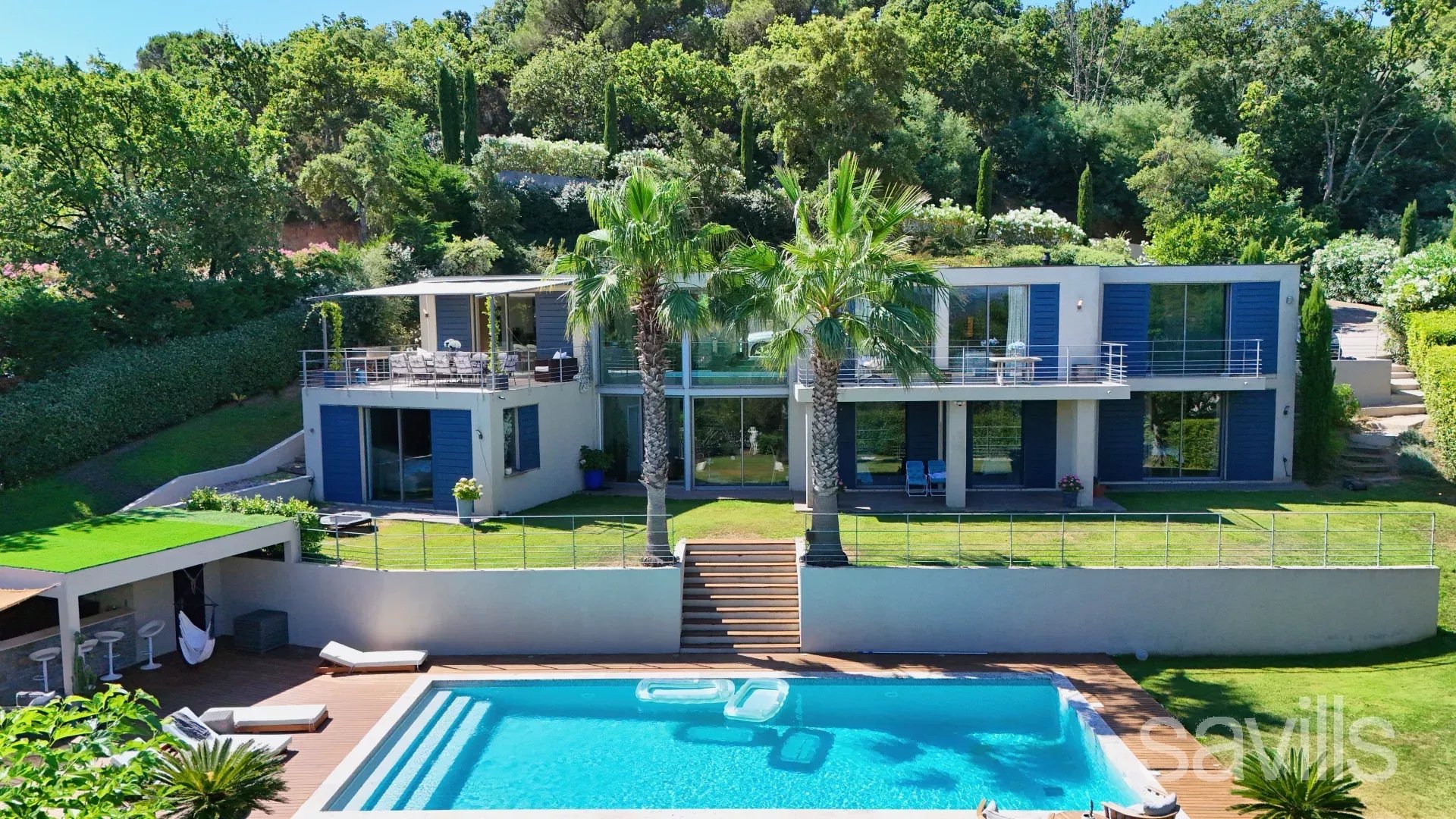 Contemporary villa close to Escalet beach