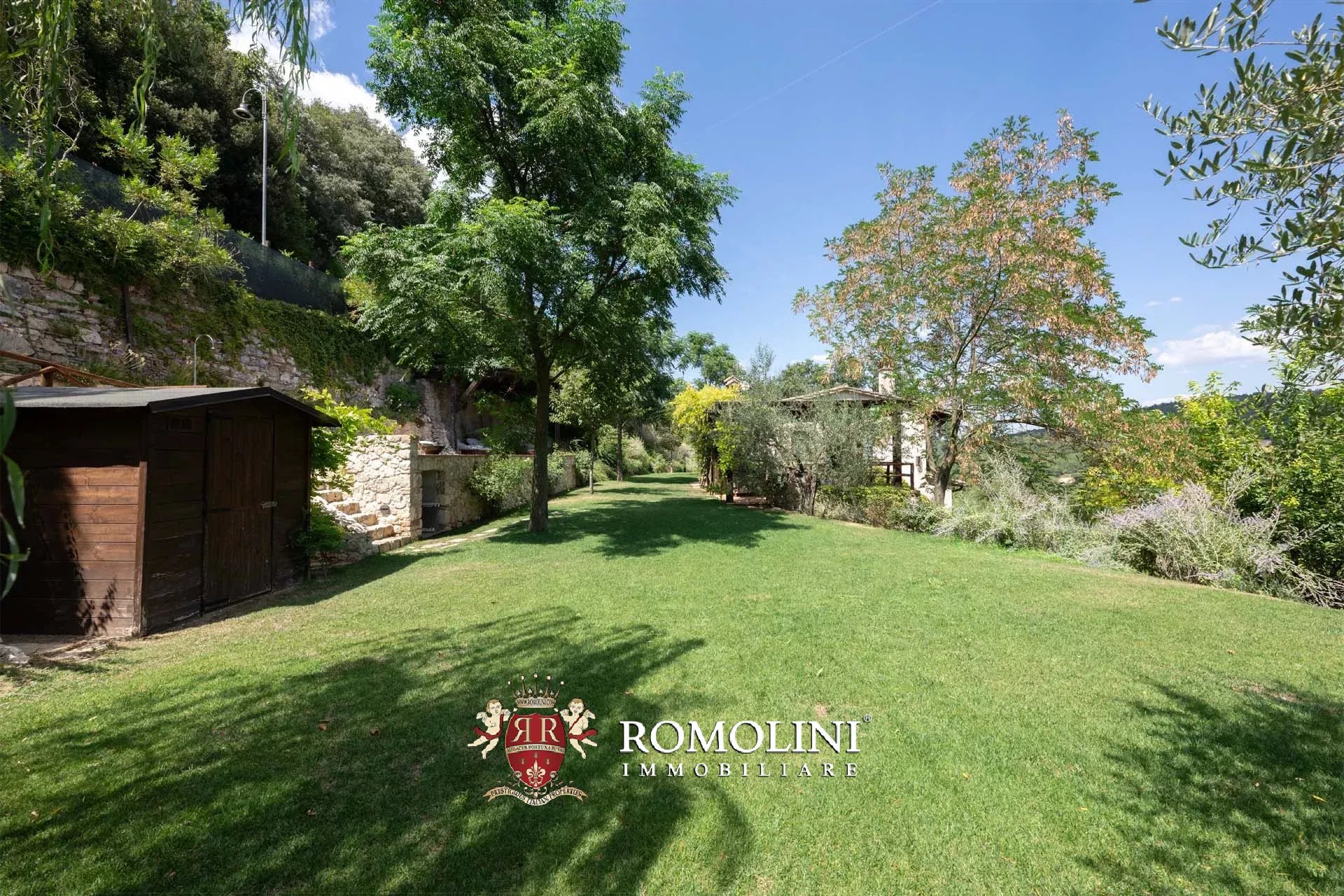 4 Bedroom Villa/Townhouse's Image 8