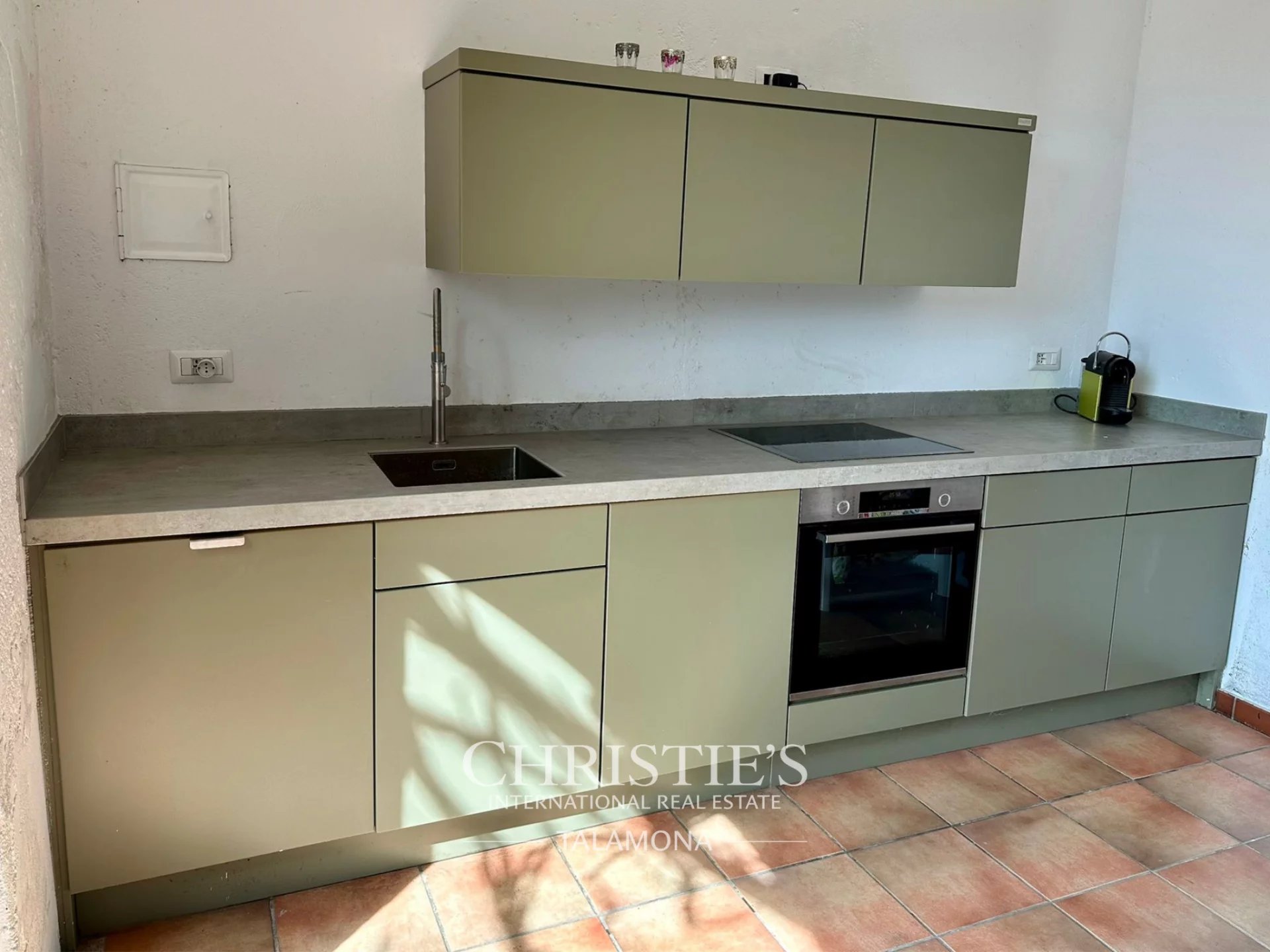 4 Bedroom Villa/Townhouse's Image 17