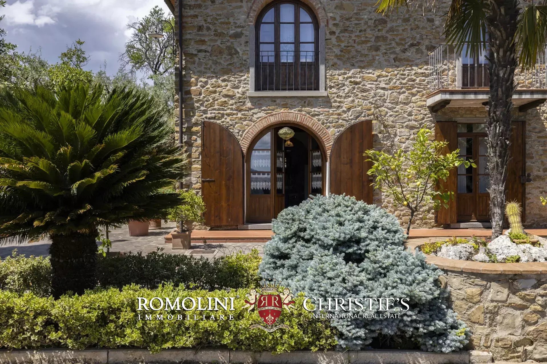 5 Bedroom Villa/Townhouse's Image 16