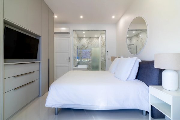 CANNES, LA CROISETTE - APPARTEMENT ET GARAGE — photo 3