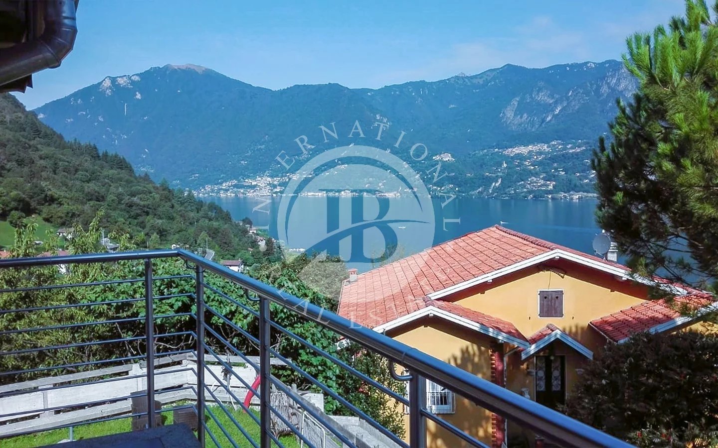 Villa in Bonfadina - view 1