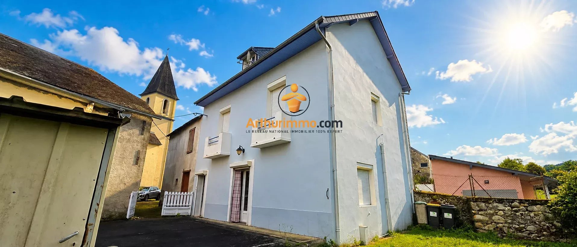 Maison type 3 à rénover entièrement avec jardin