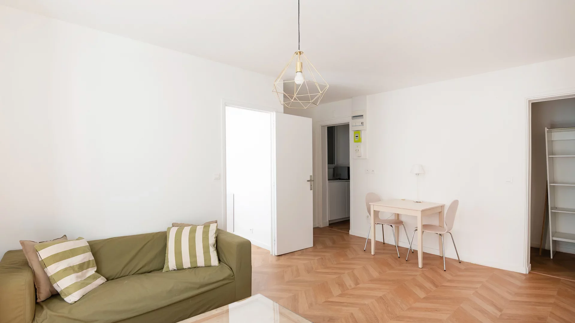 Paris 9e - TRUDAINE / ROCHECHOUART