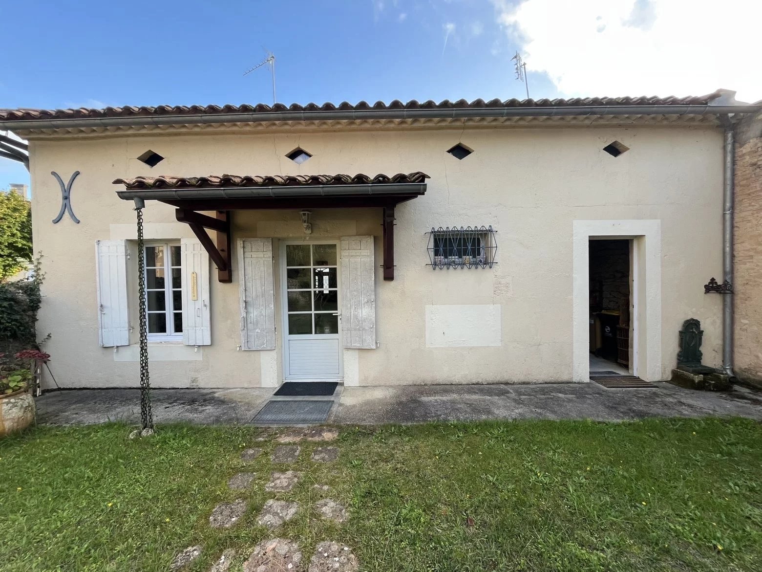 Agence immobilière de ROSER BEATRICE