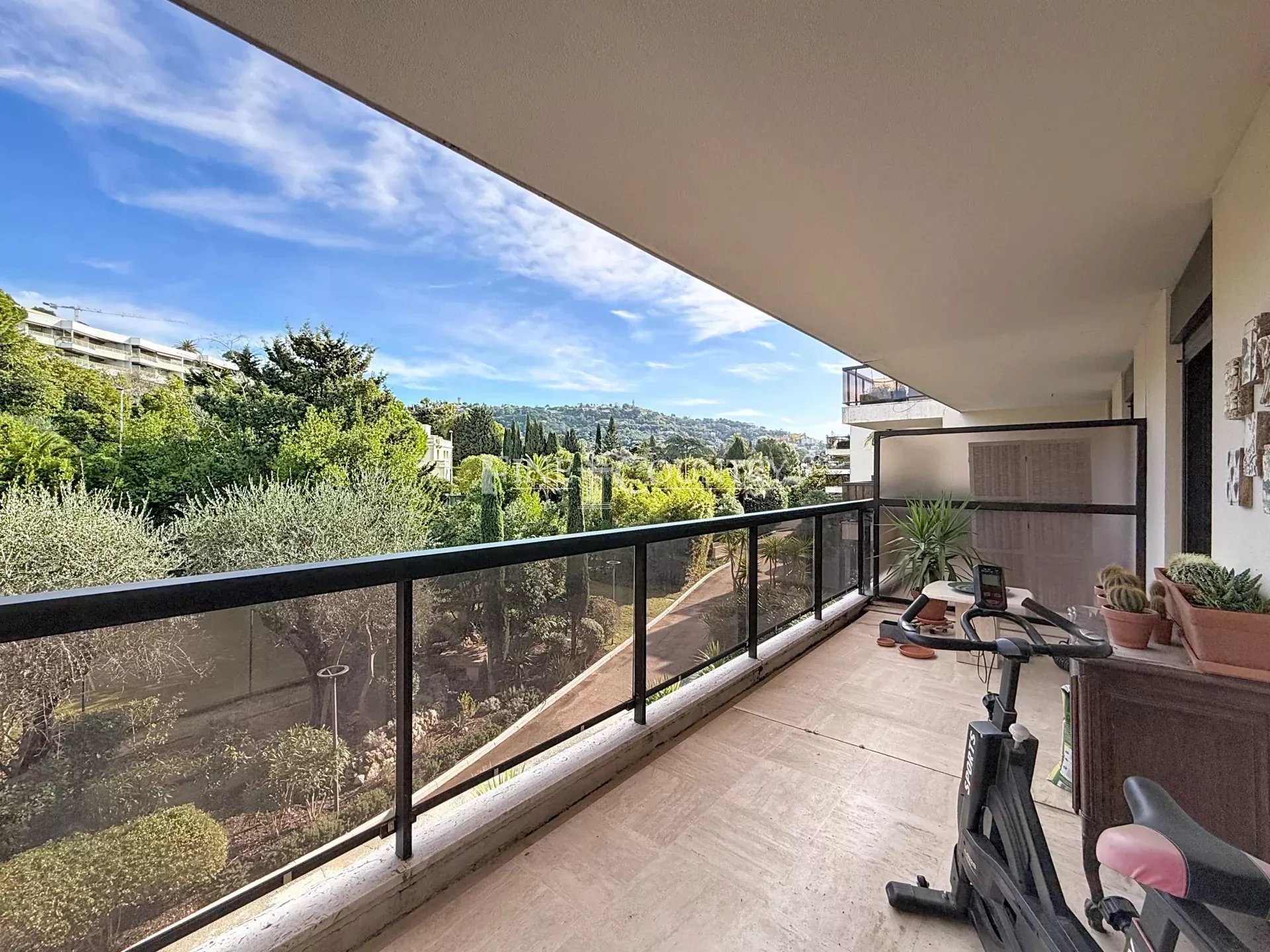 Photo of Apartment for sale in Cannes with pool and tennis