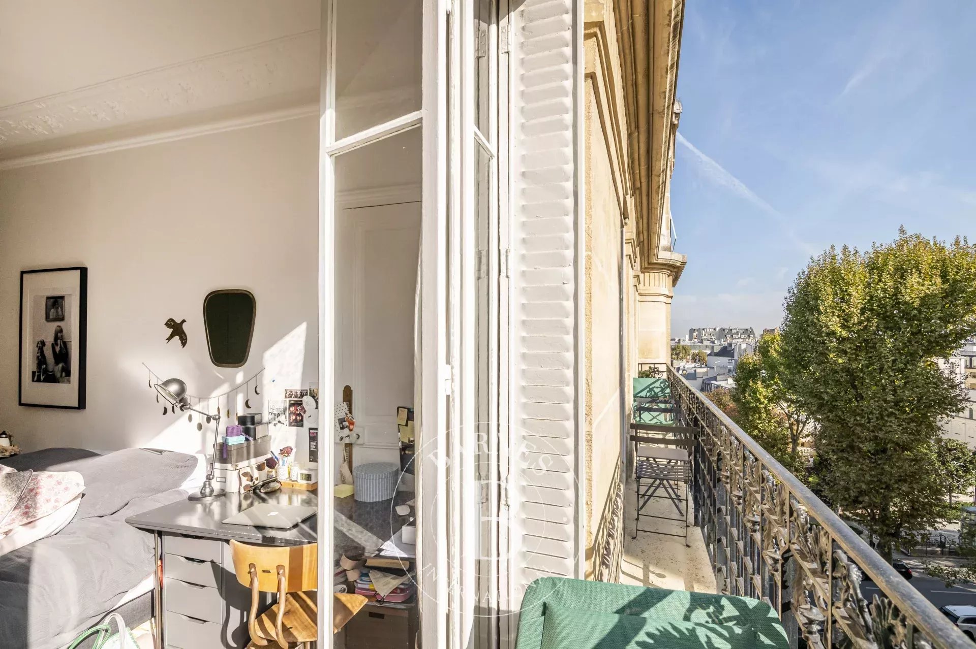 Neuilly - Roule - Pasteur - Old-build 3-bedroom apartment - Large studio - Maid's room - picture 11