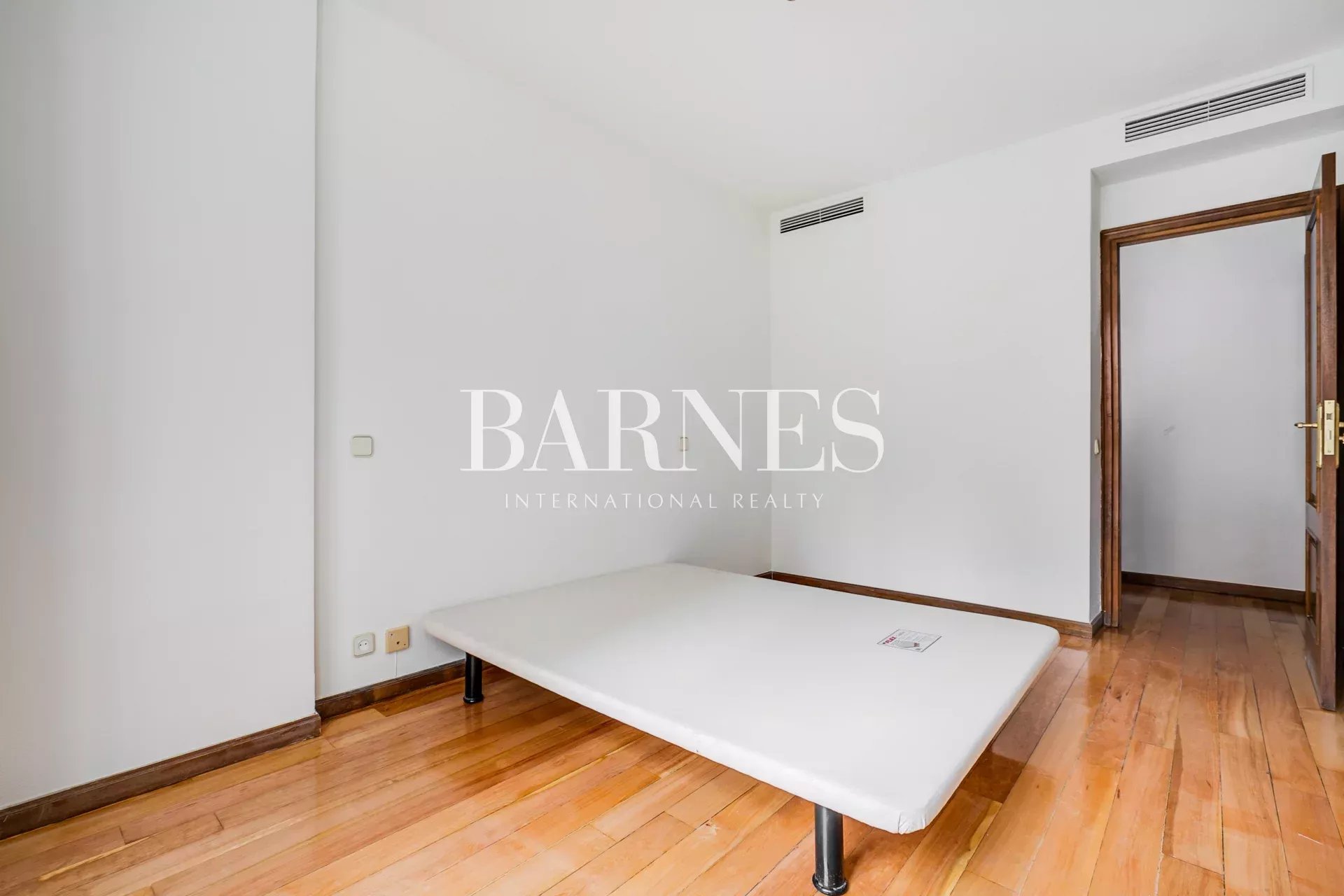 Daire Madrid - picture 26