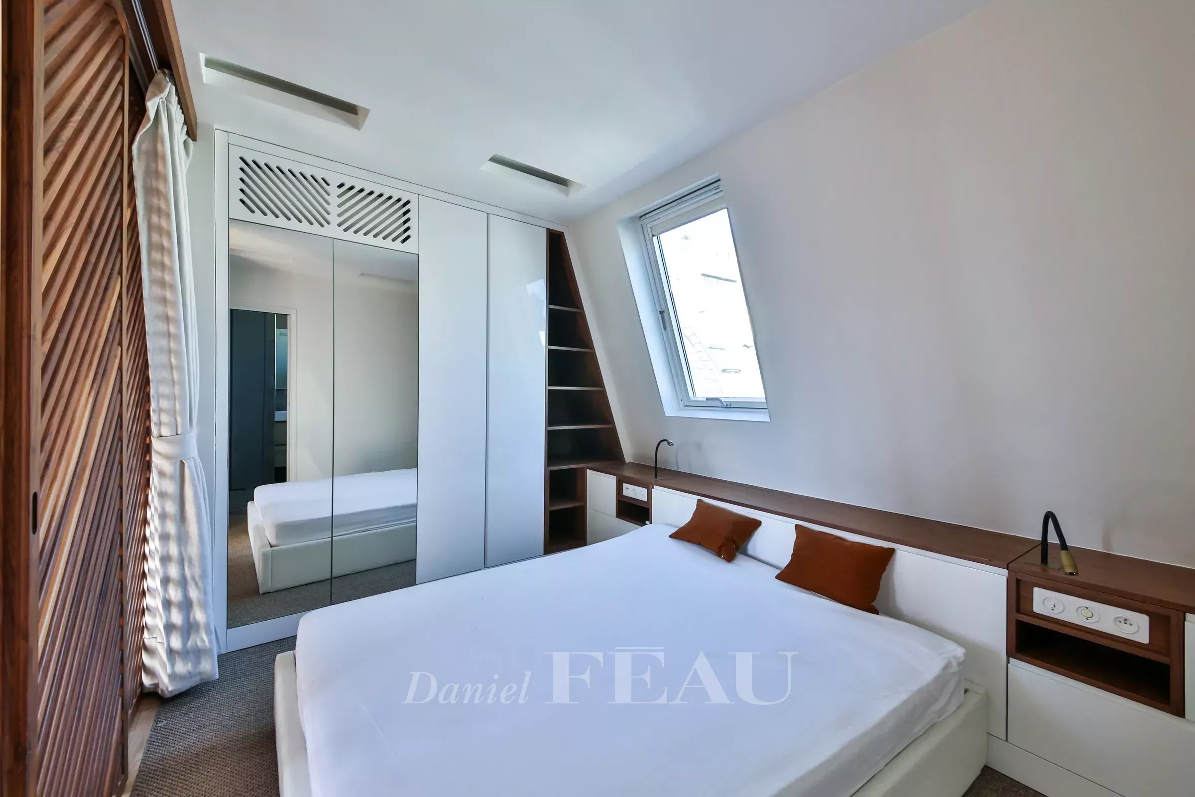 Rental Apartment Paris 9th