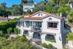Villa For sale in Le Cannet Village with Panoramic Sea Views — photo 2 of 7