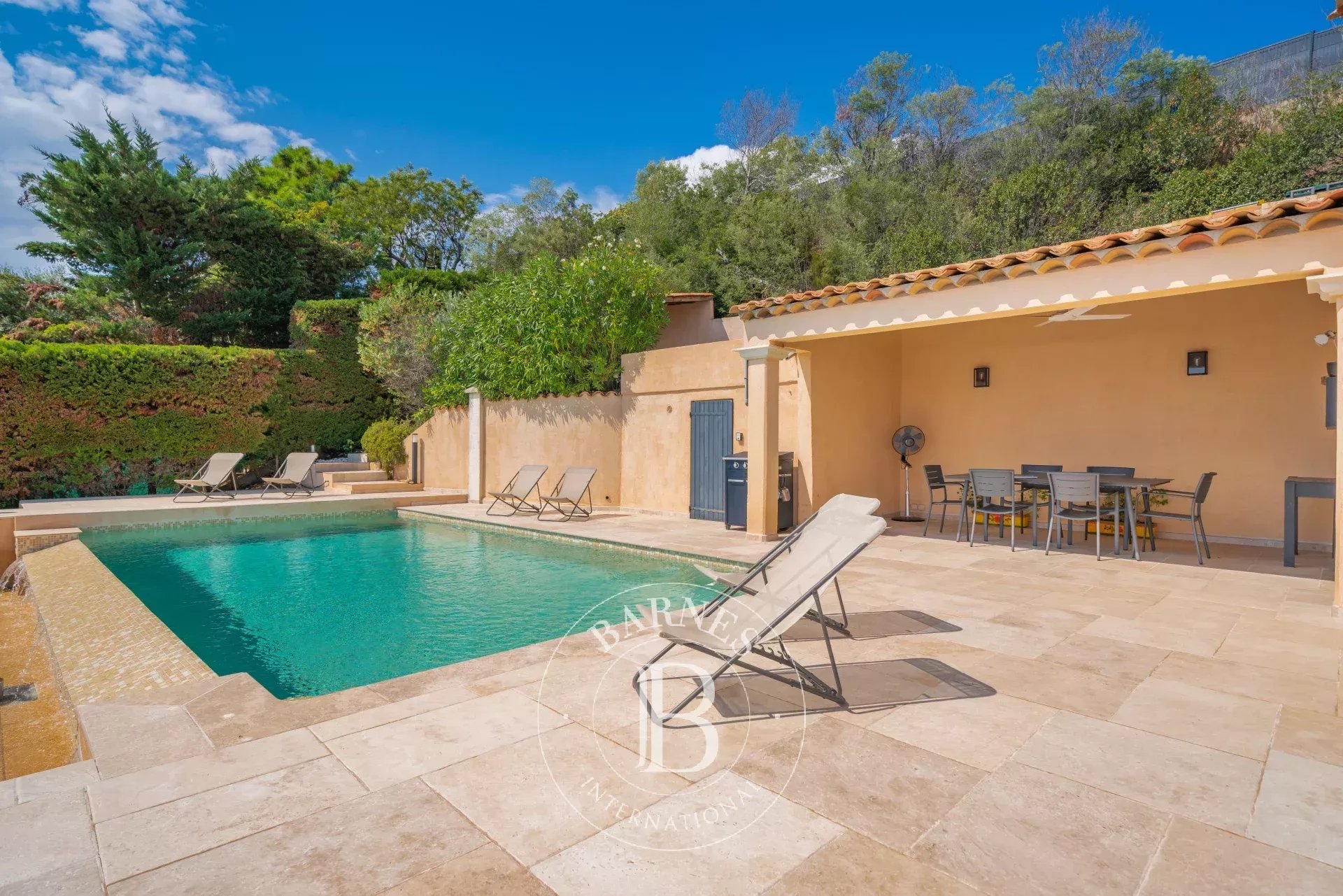 Villa Saint-Raphaël - picture 5