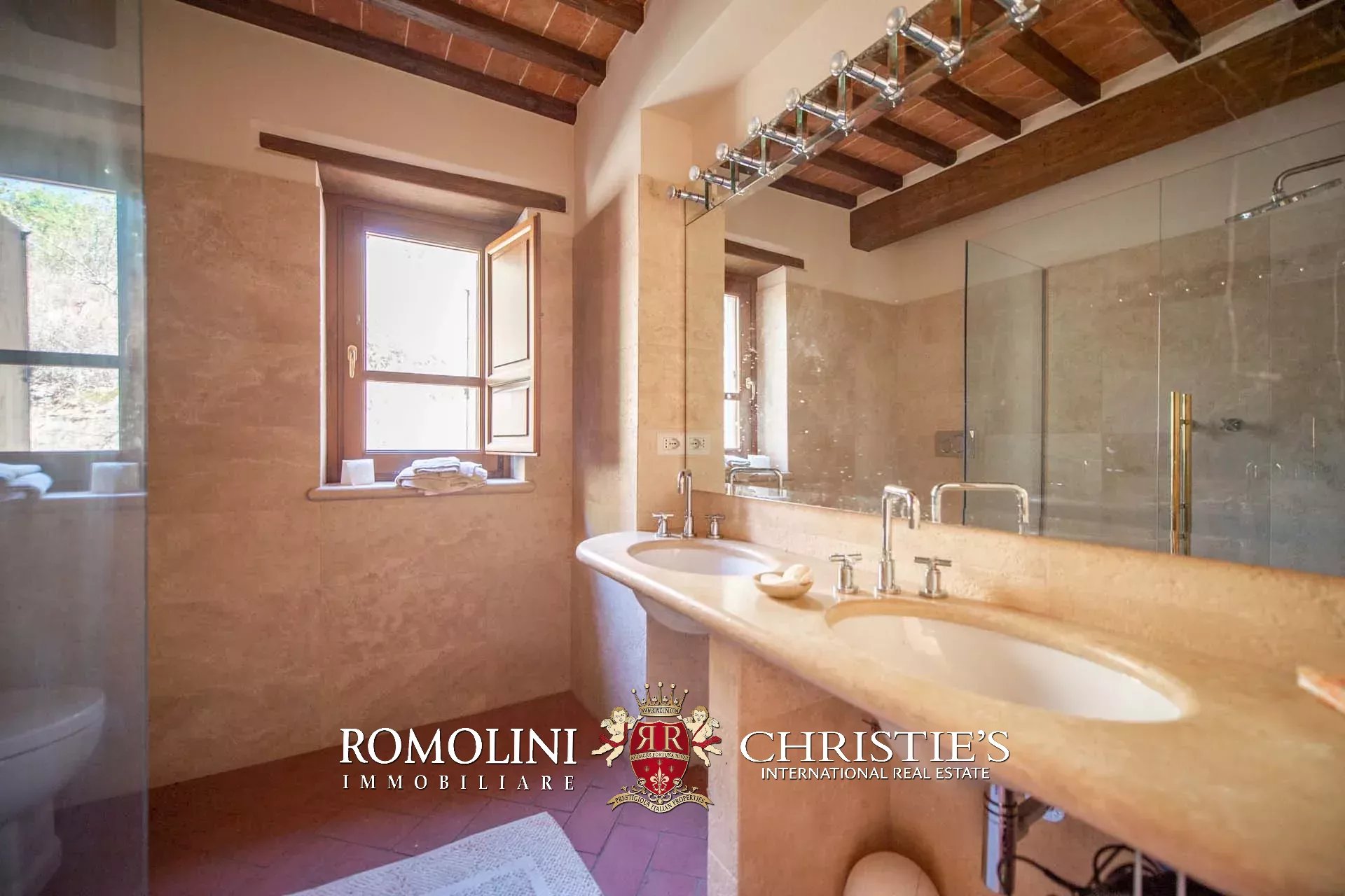 3 Bedroom Villa/Townhouse's Image 16