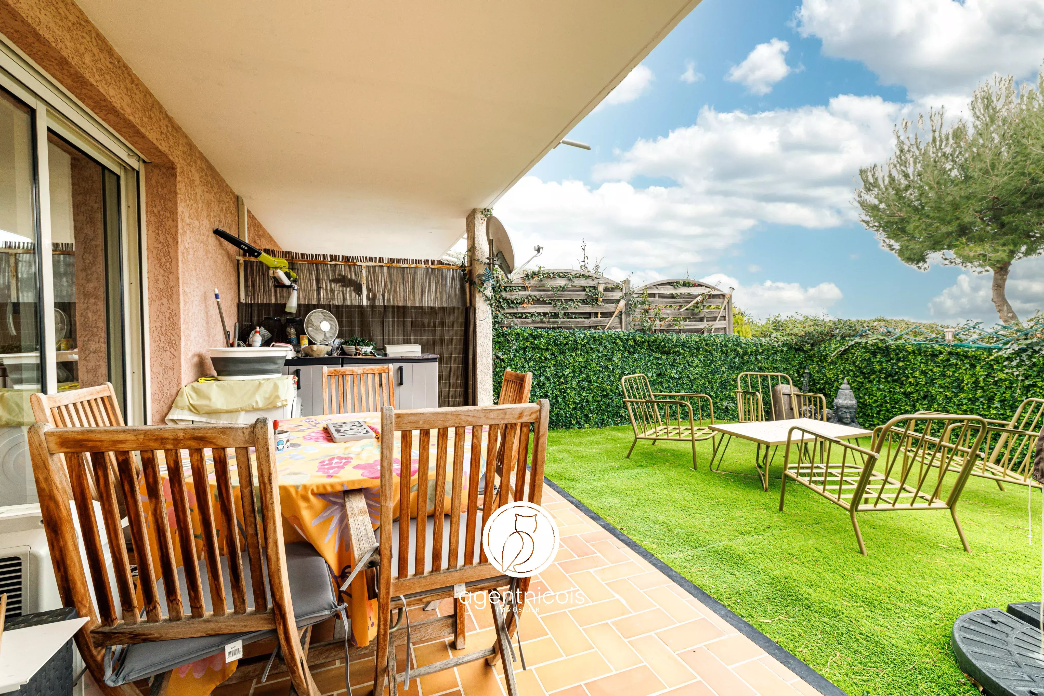 Agence immobilière de 