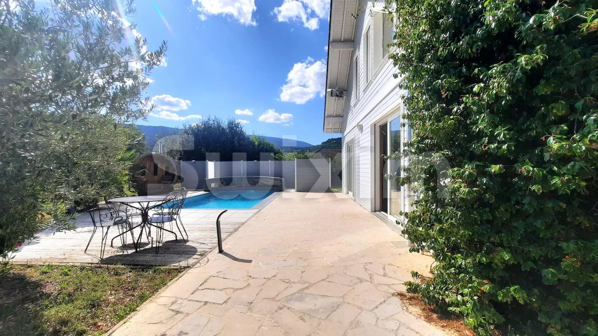 Agence immobilière de 