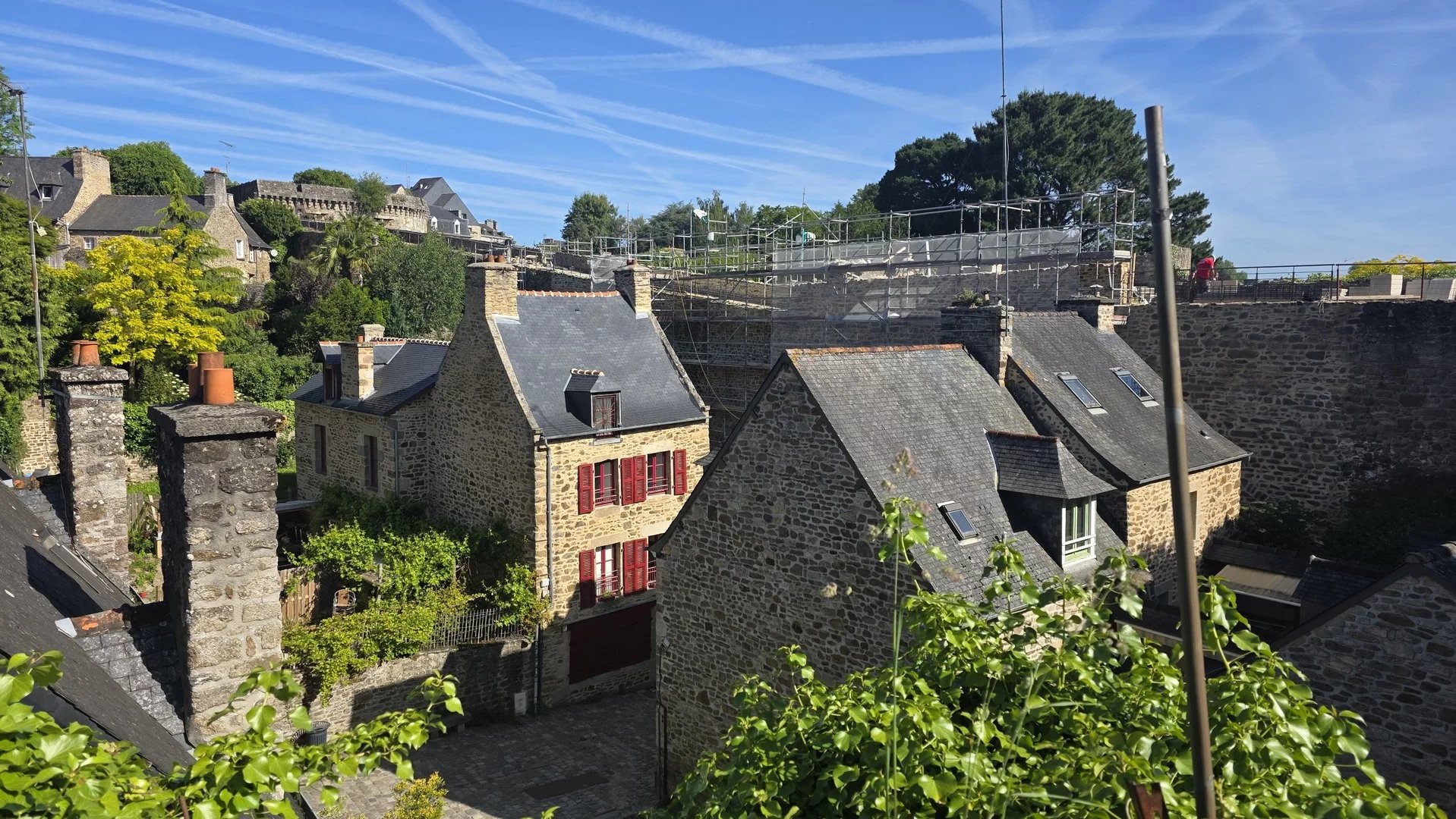 STUDIO MEUBLE- CENTRE HISTORIQUE DE DINAN