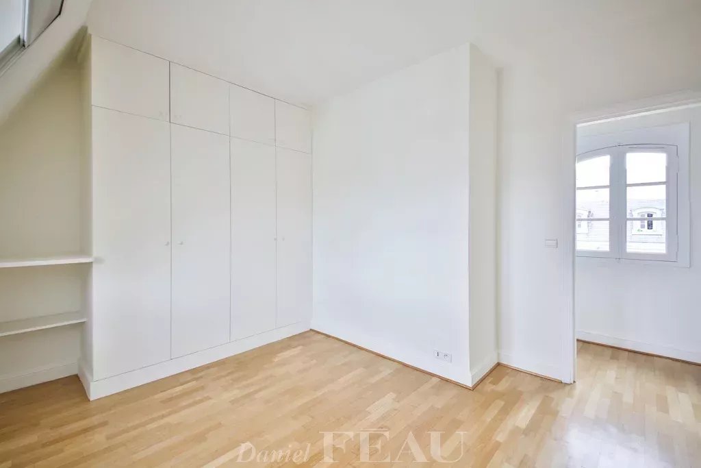 Location Appartement Paris 17ème