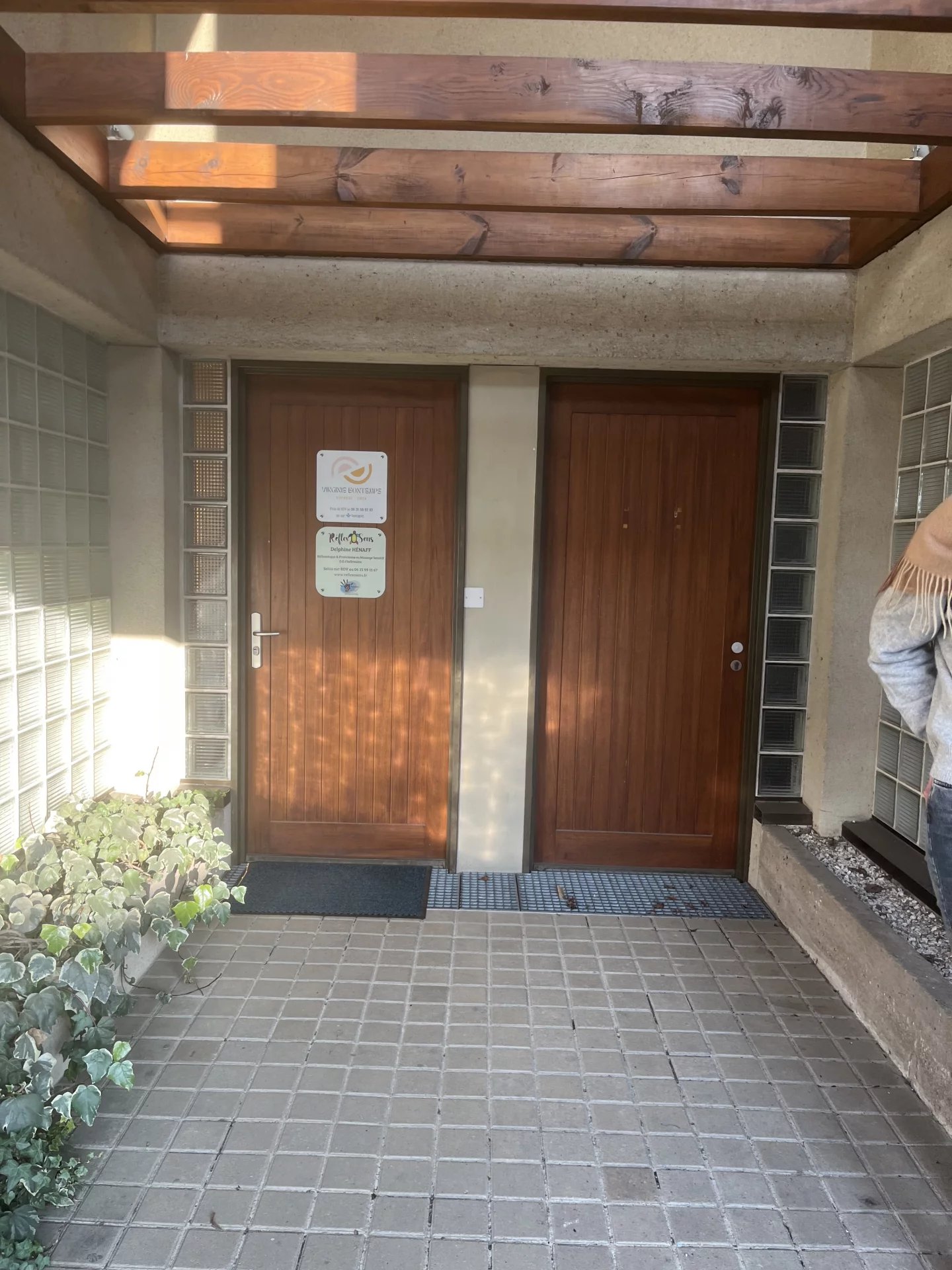 immeuble de rapport  exclu  RANCE IMMO   locaux pro ou commerce