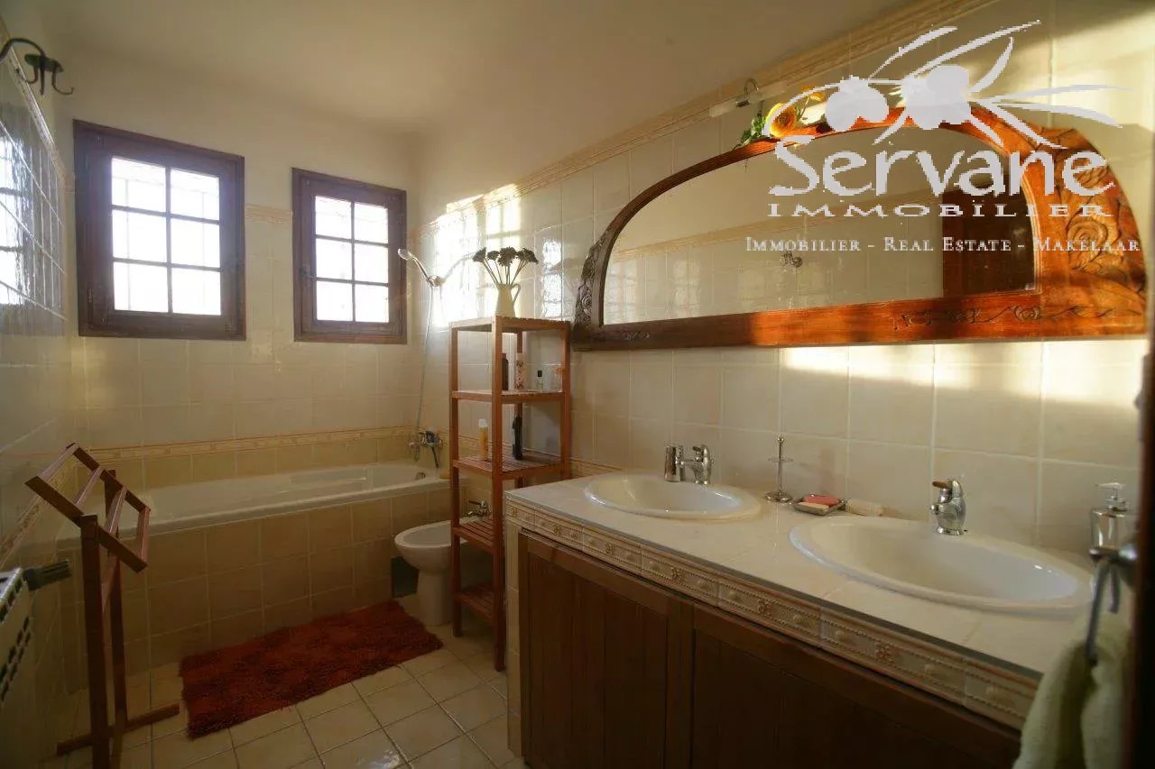 VINES PROPERTY FOR SALE IN COTIGNAC