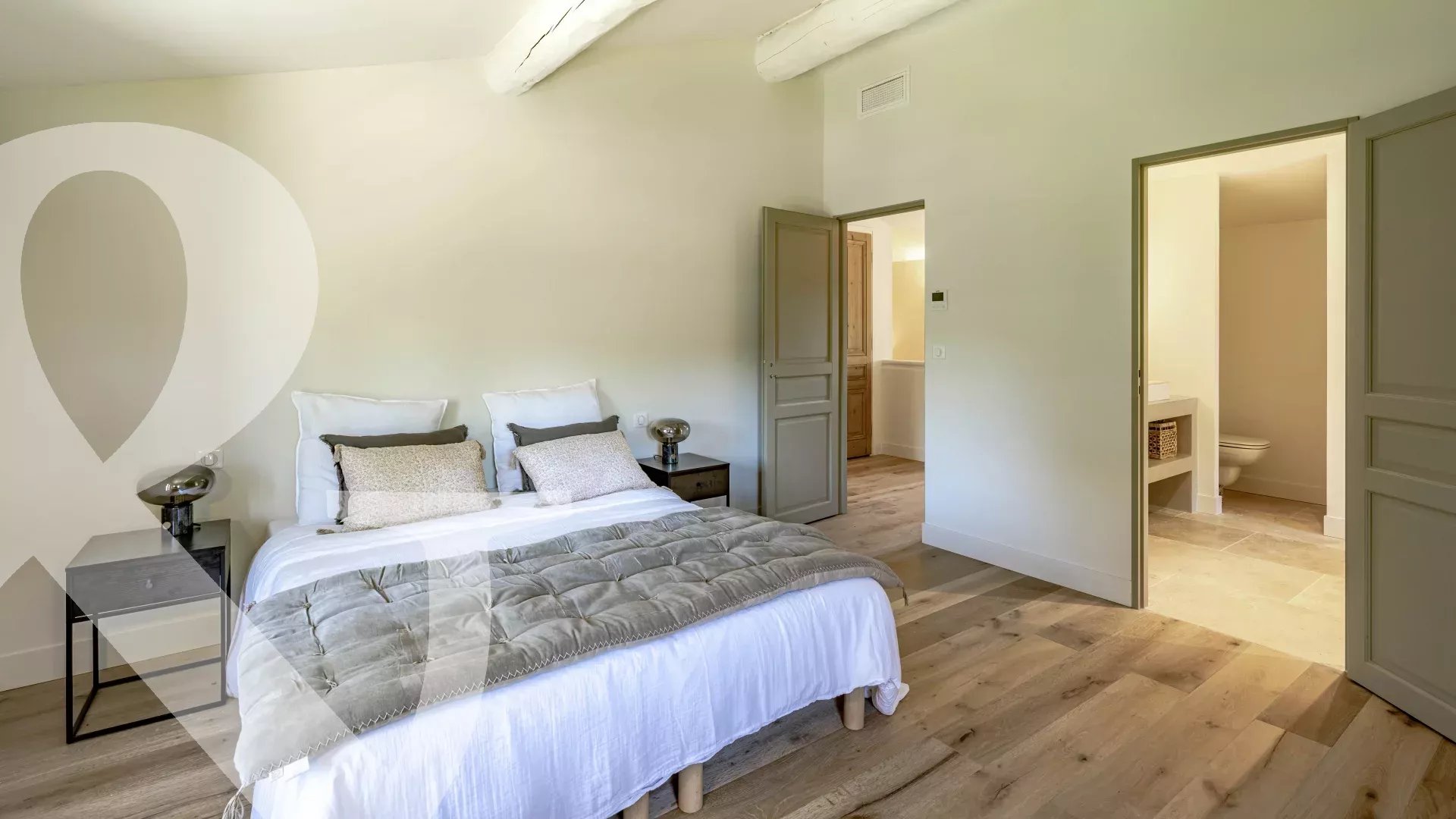 RESTAURATION DE GRANDE QUALITE