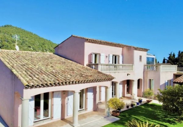 Villefranche-sur-mer - Superb Neo-provençale Villa — photo 1