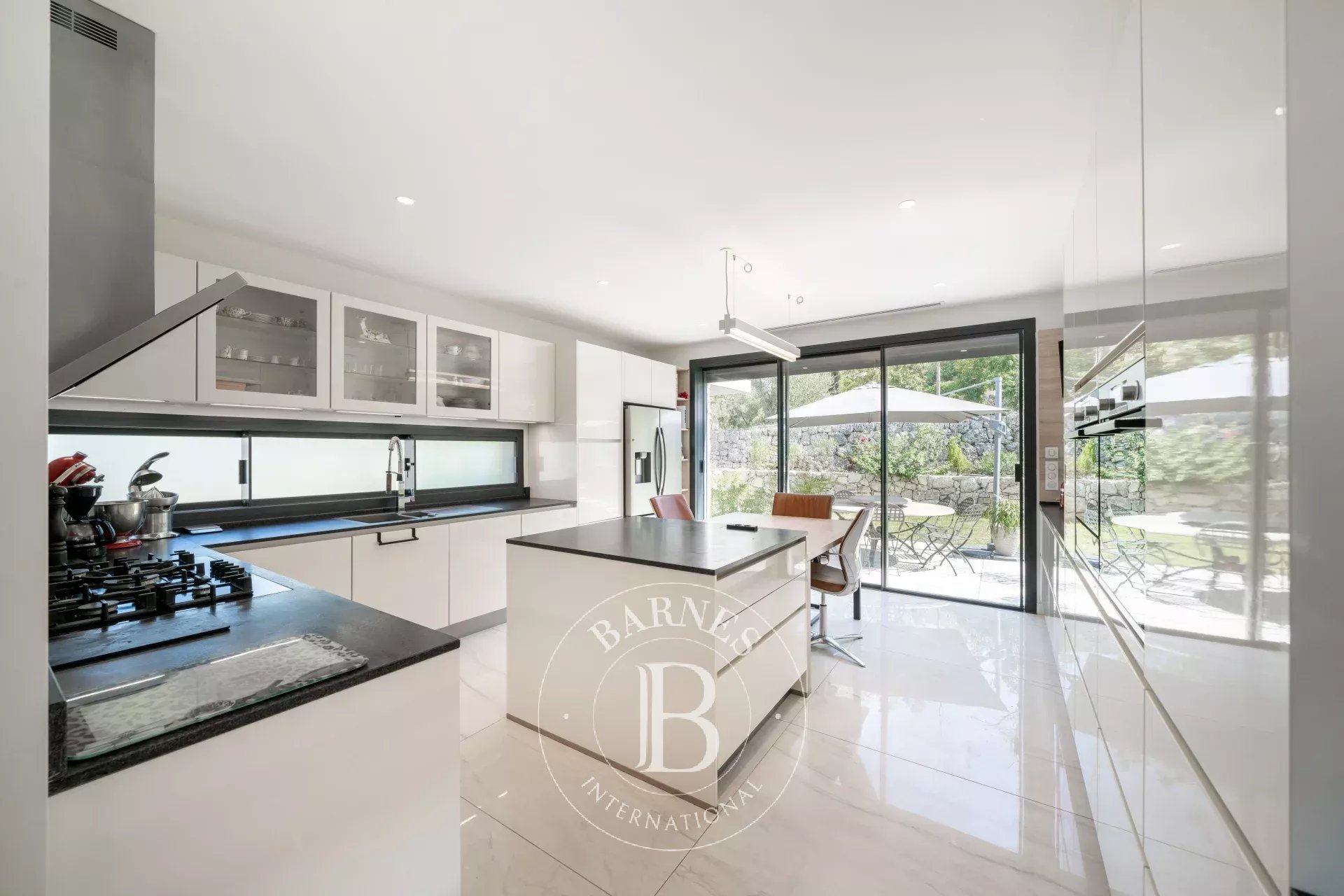 Ev Mougins - picture 6